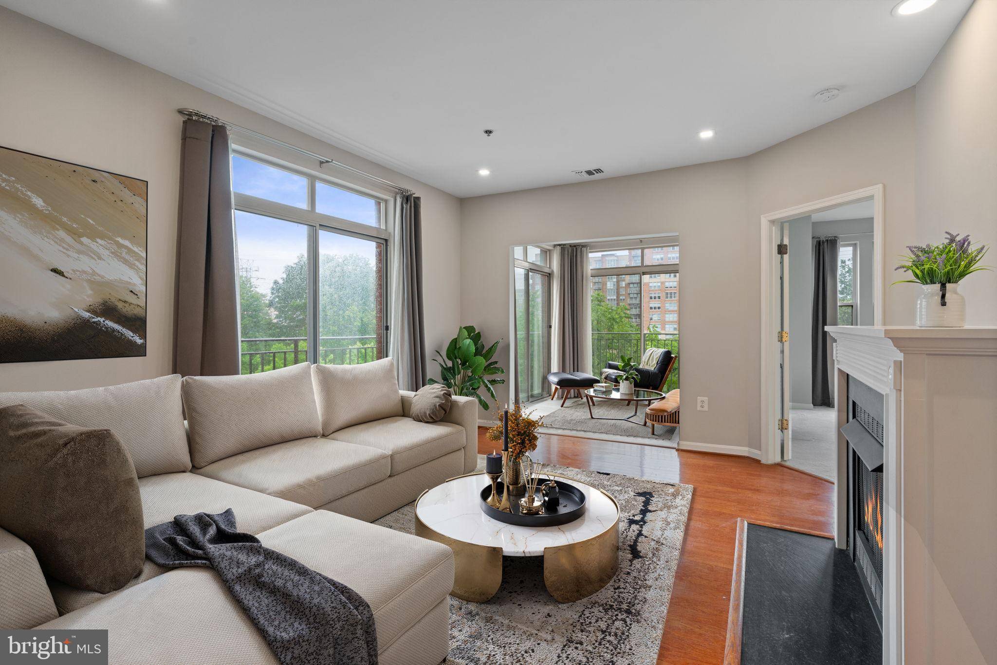 Reston, VA 20190,1860 STRATFORD PARK PL #305