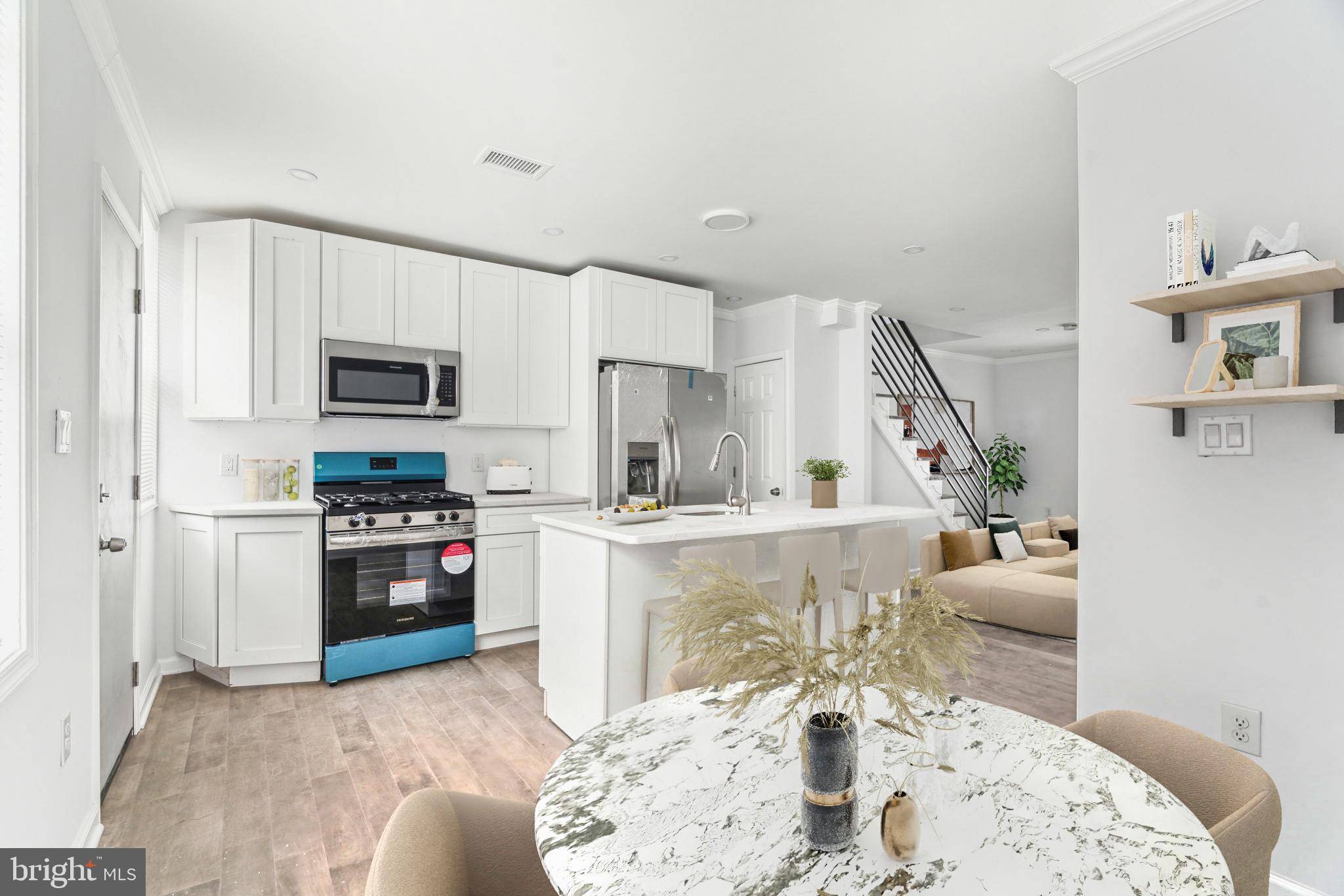 Philadelphia, PA 19145,2041 S BUCKNELL ST