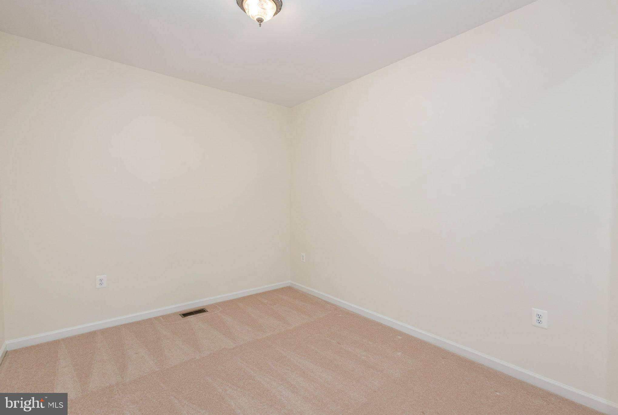 Fredericksburg, VA 22406,70 ASPEN HILL DR