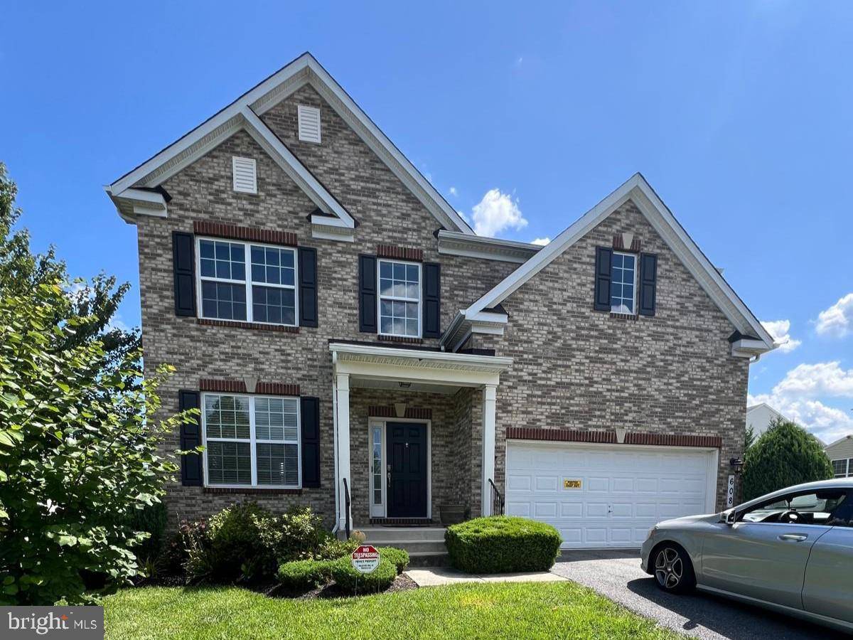 Capitol Heights, MD 20743,608 VICTORIANNA DR