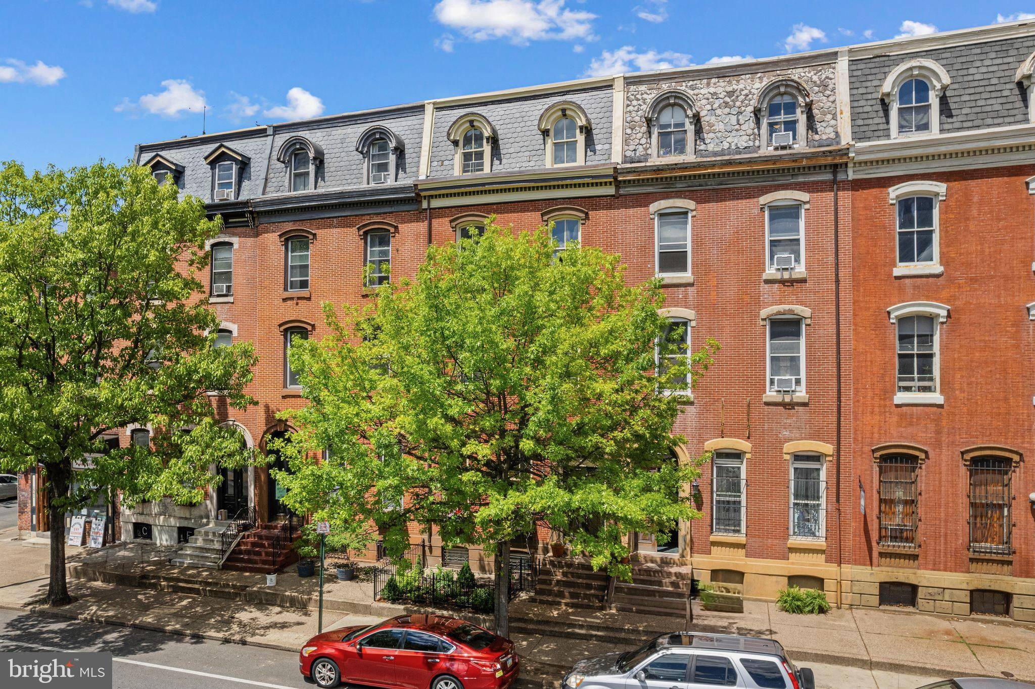 Philadelphia, PA 19130,1935 SPRING GARDEN ST