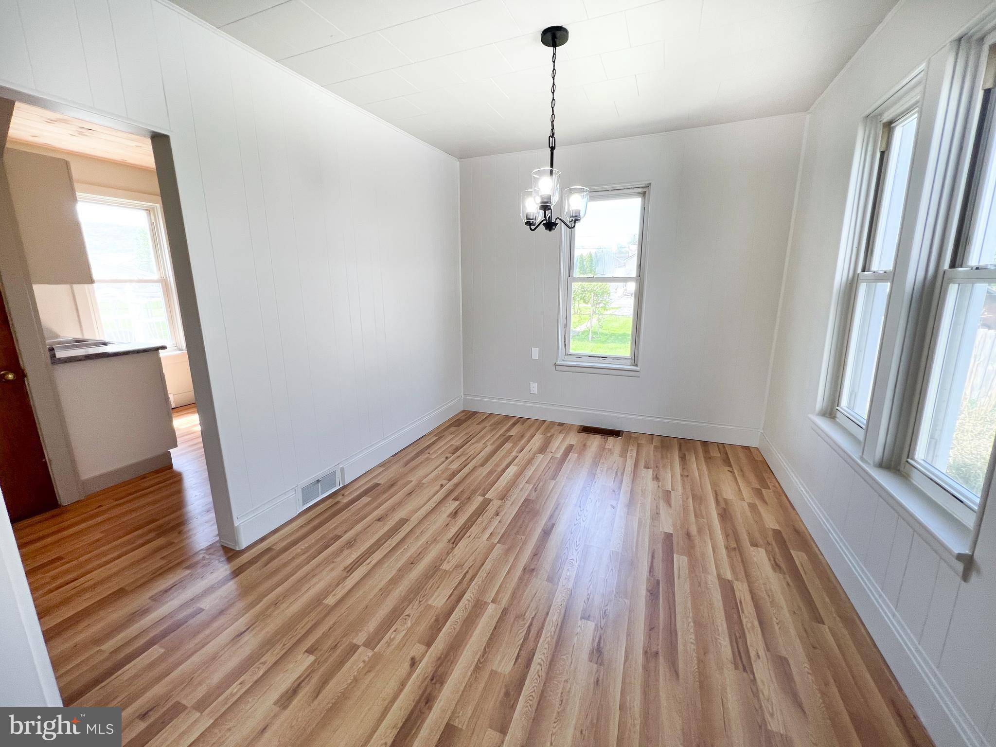 Lewistown, PA 17044,502 S WAYNE ST