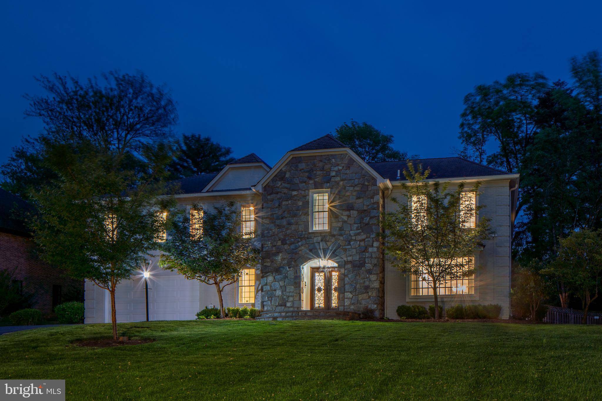 Potomac, MD 20854,9801 HALL RD