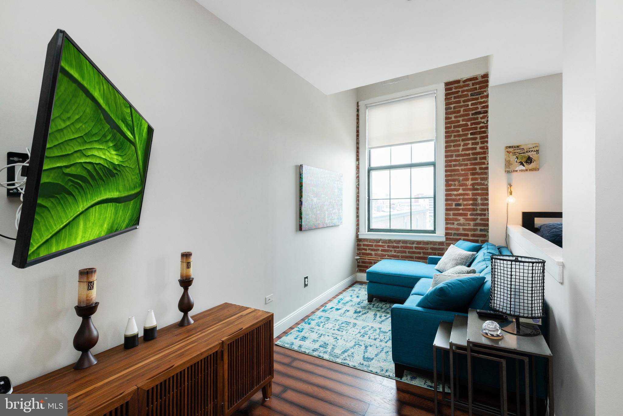 Philadelphia, PA 19106,315 NEW ST #611