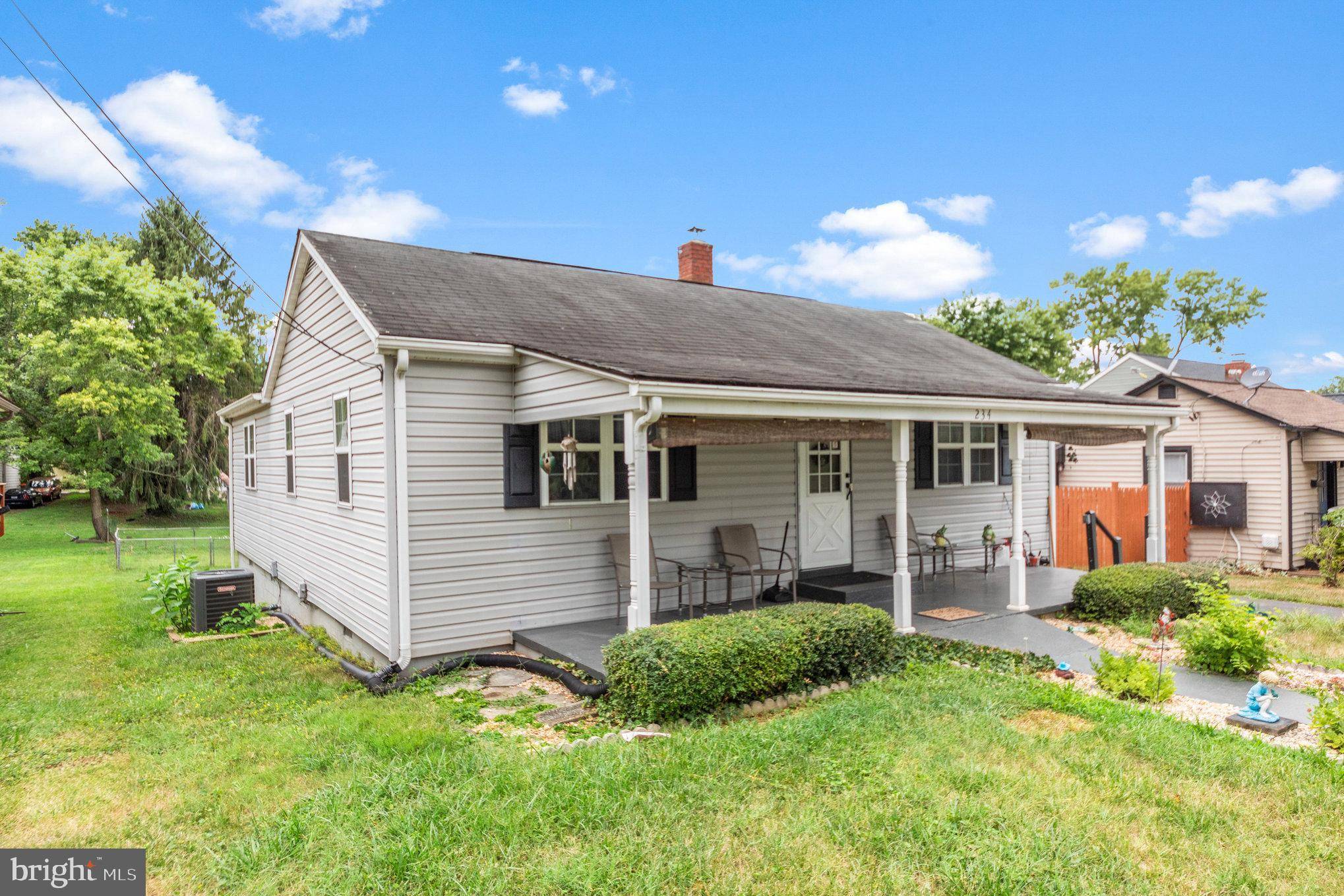 Orange, VA 22960,234 LANDON LN