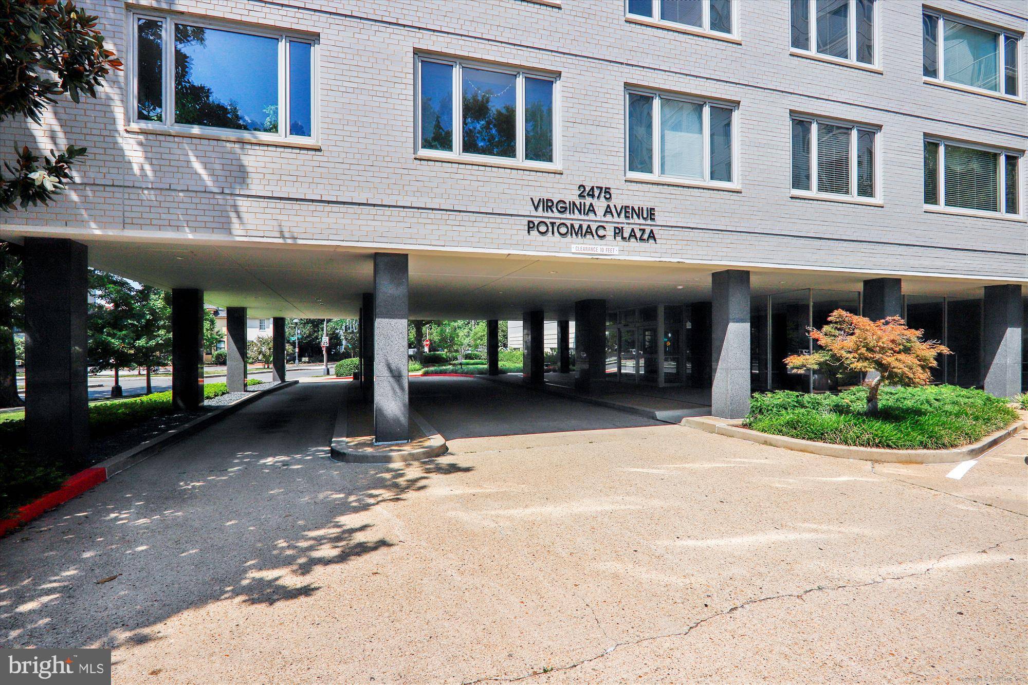 Washington, DC 20037,2475 VIRGINIA AVE NW #321
