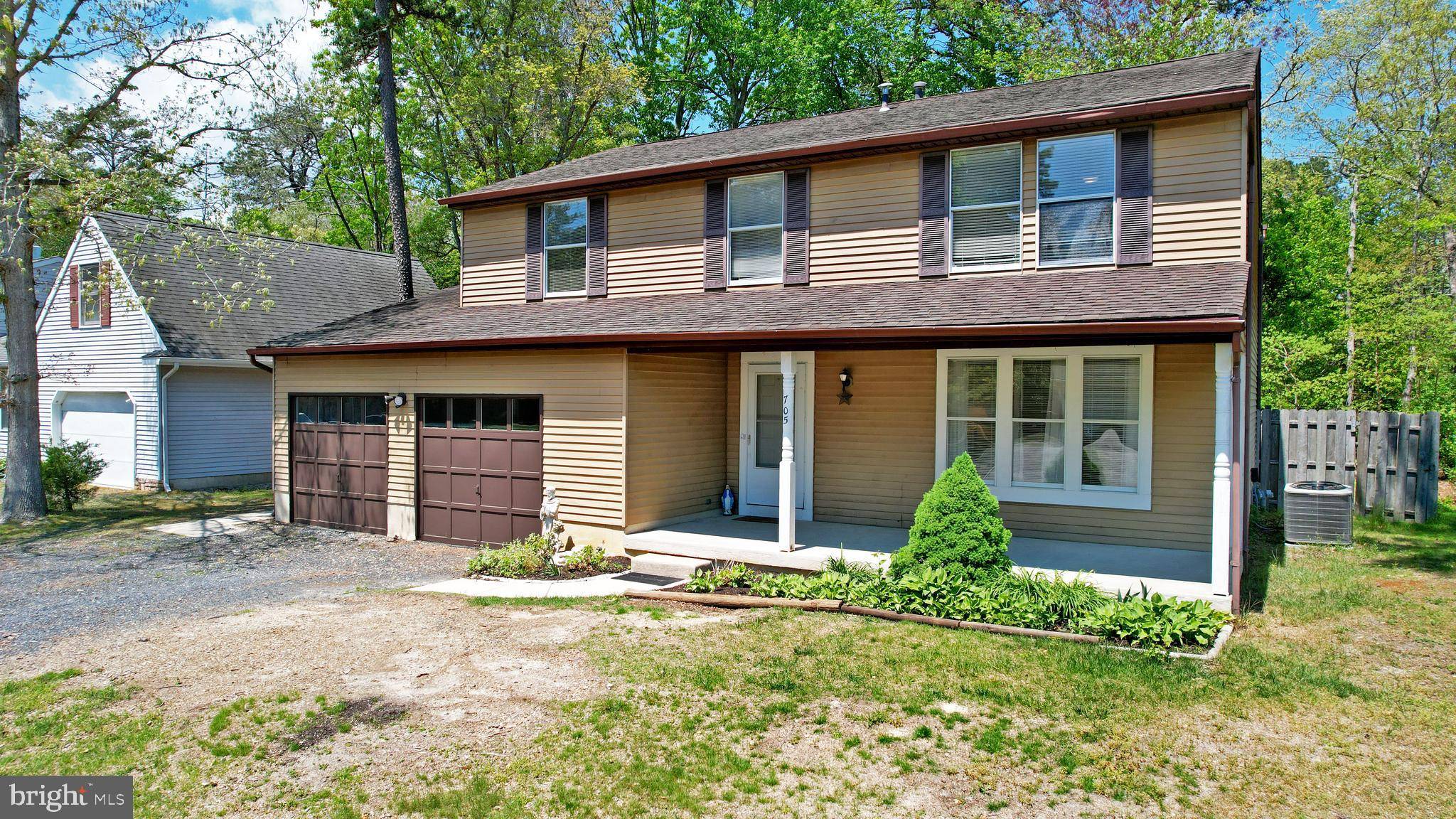 Absecon, NJ 08205,705 GULL WING CT