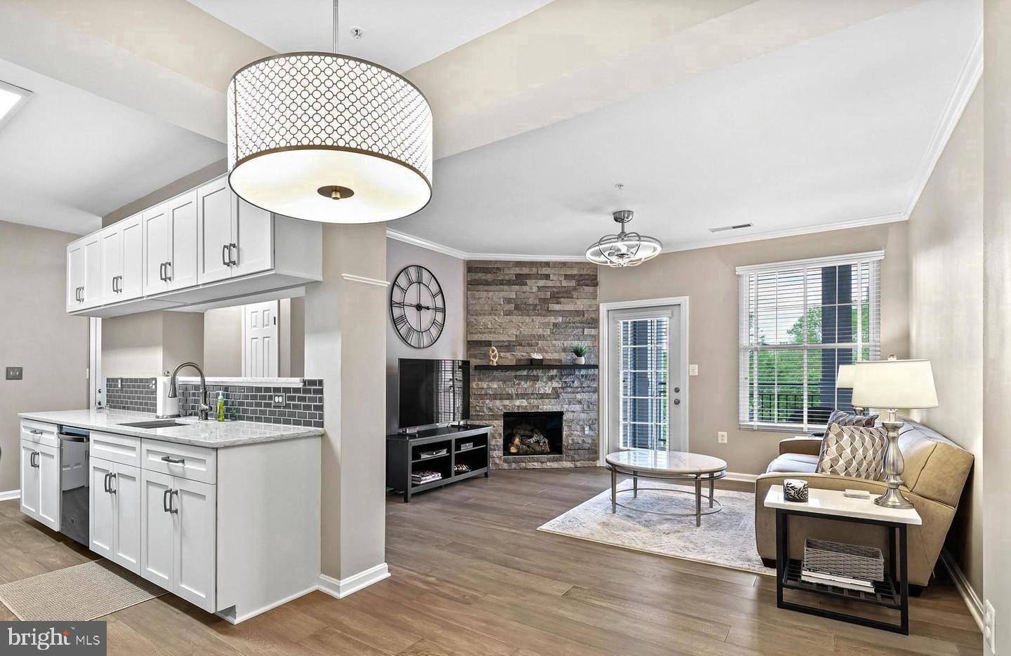 Sterling, VA 20165,20451 CHESAPEAKE SQ #200