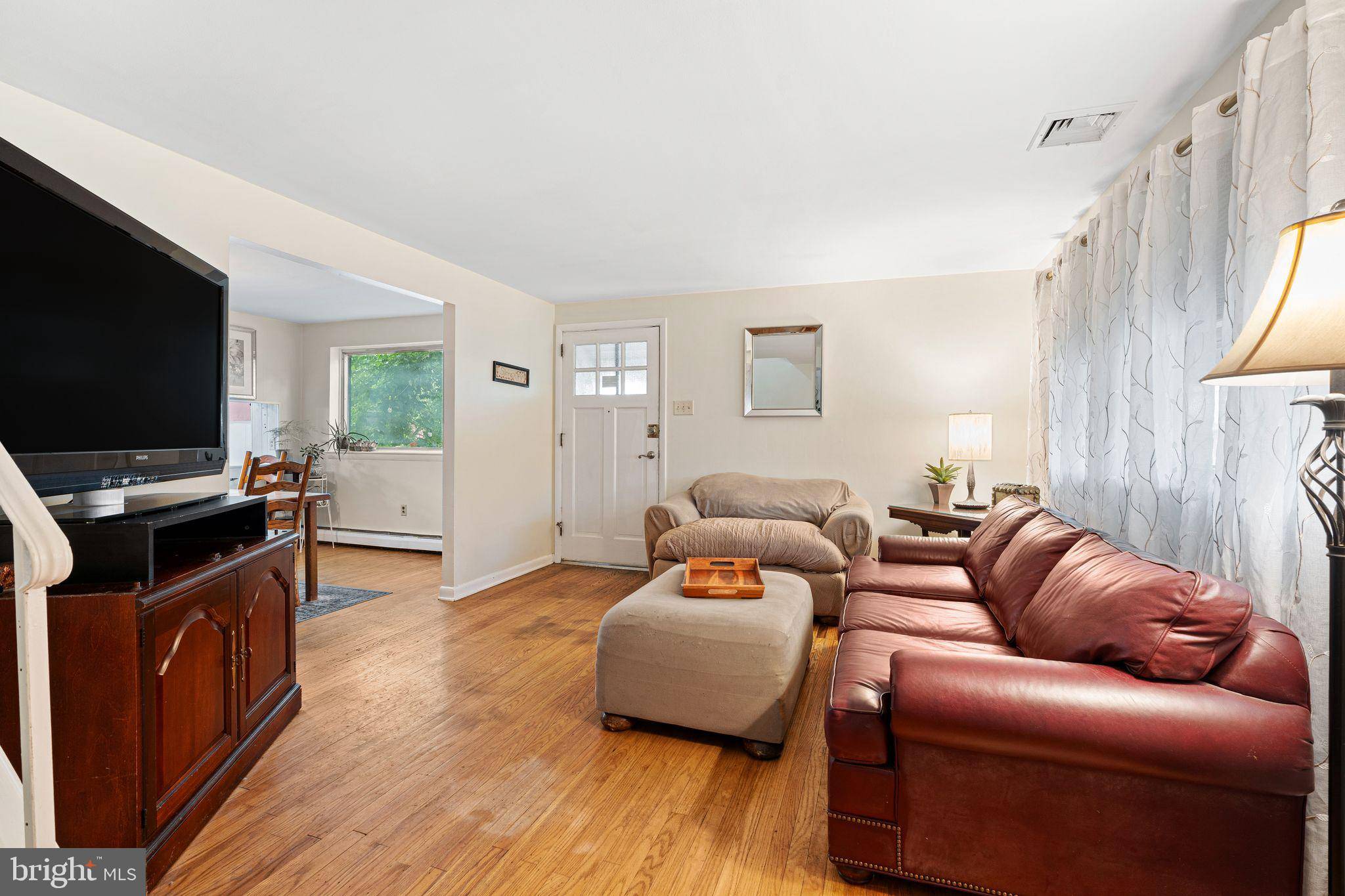 Havertown, PA 19083,2 WAVERLY RD