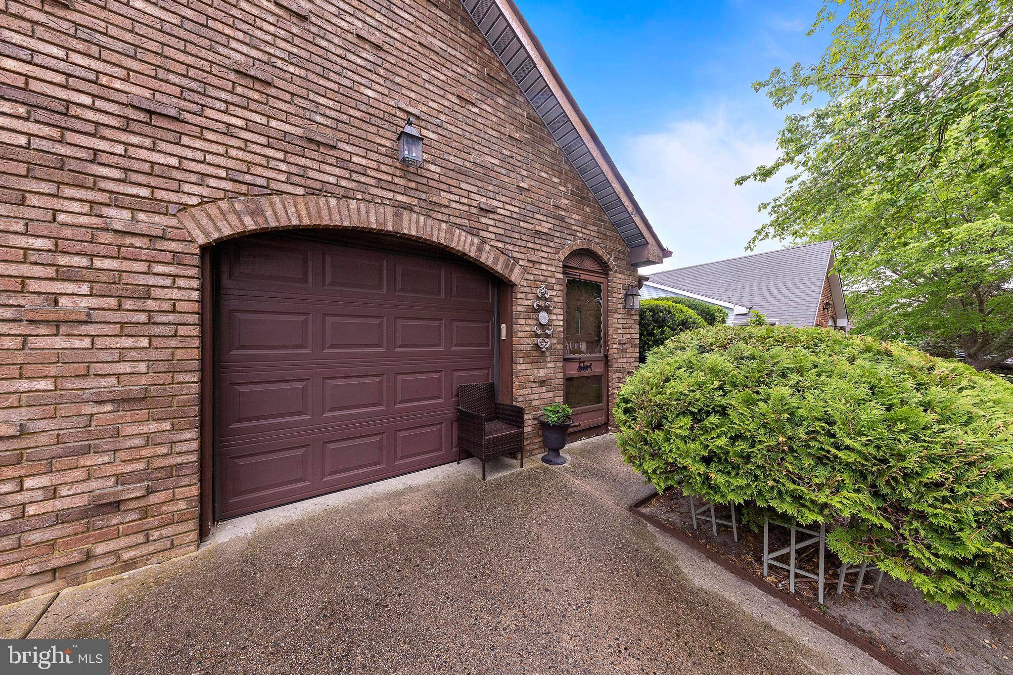 Manahawkin, NJ 08050,22 FIR RD