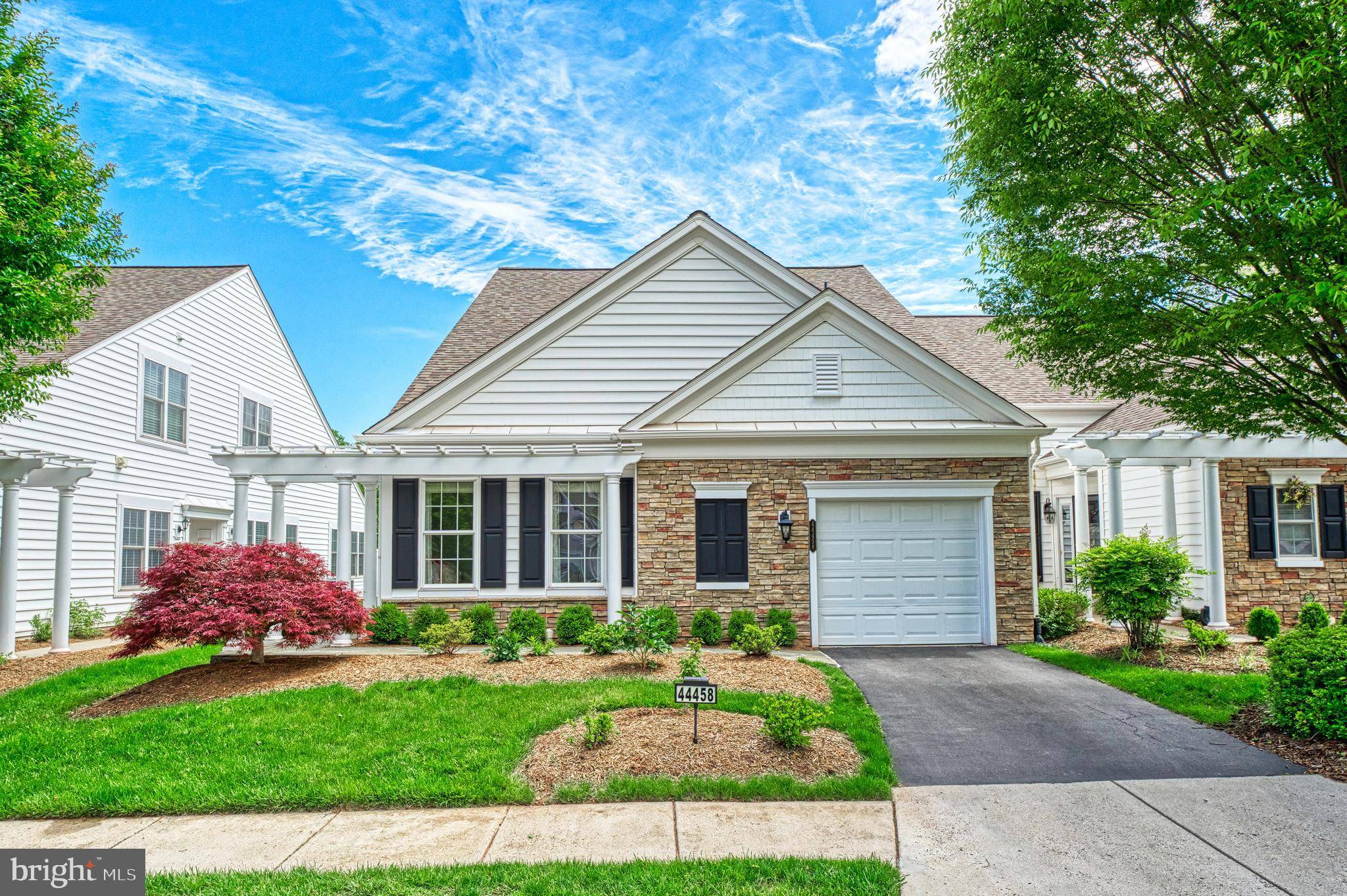 Ashburn, VA 20147,44458 MALTESE FALCON SQ