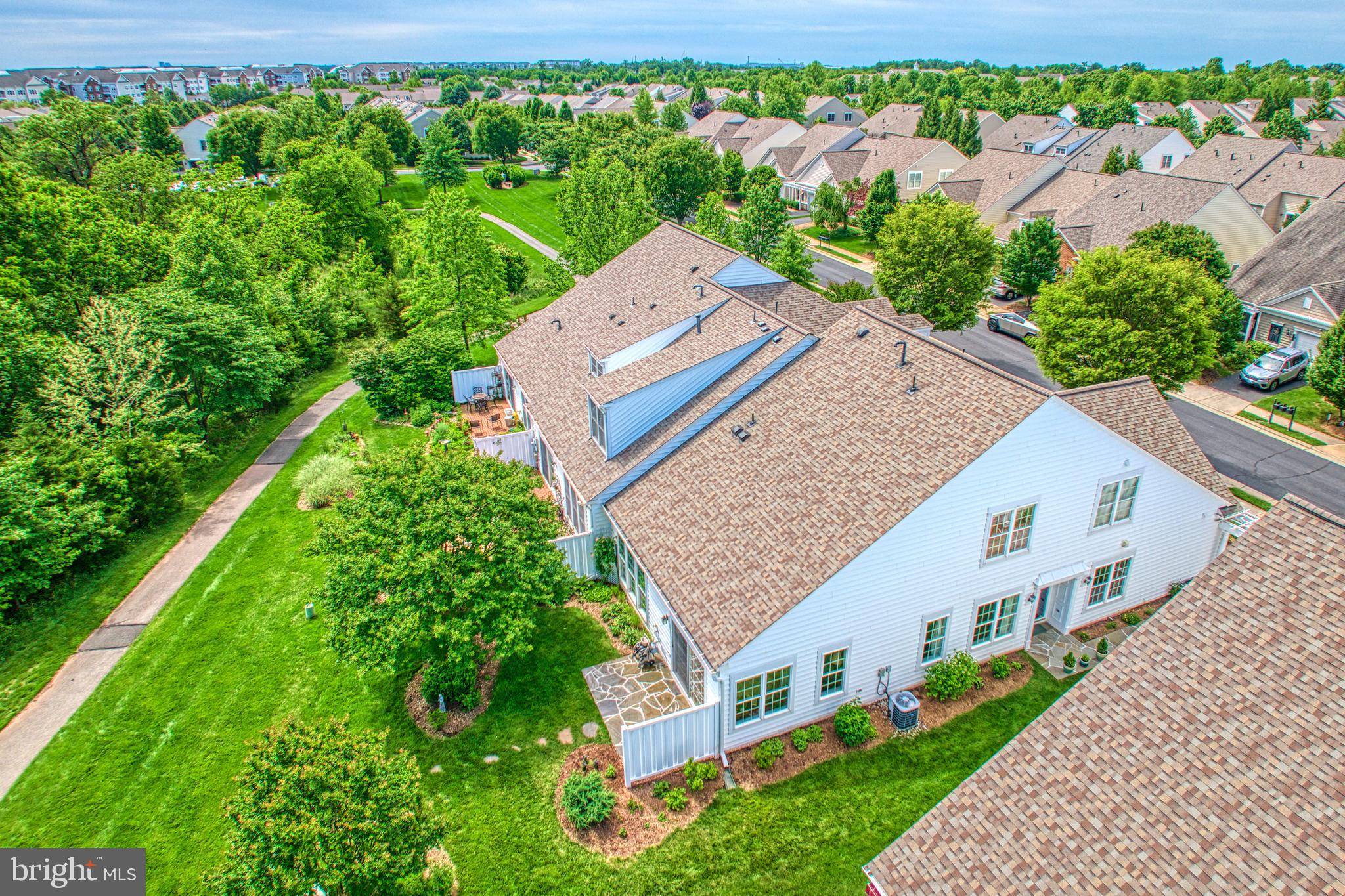 Ashburn, VA 20147,44458 MALTESE FALCON SQ