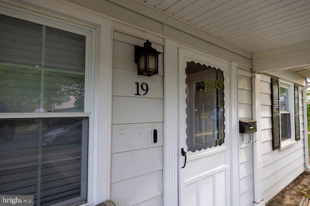Willingboro, NJ 08046,19 RITTENHOUSE DR