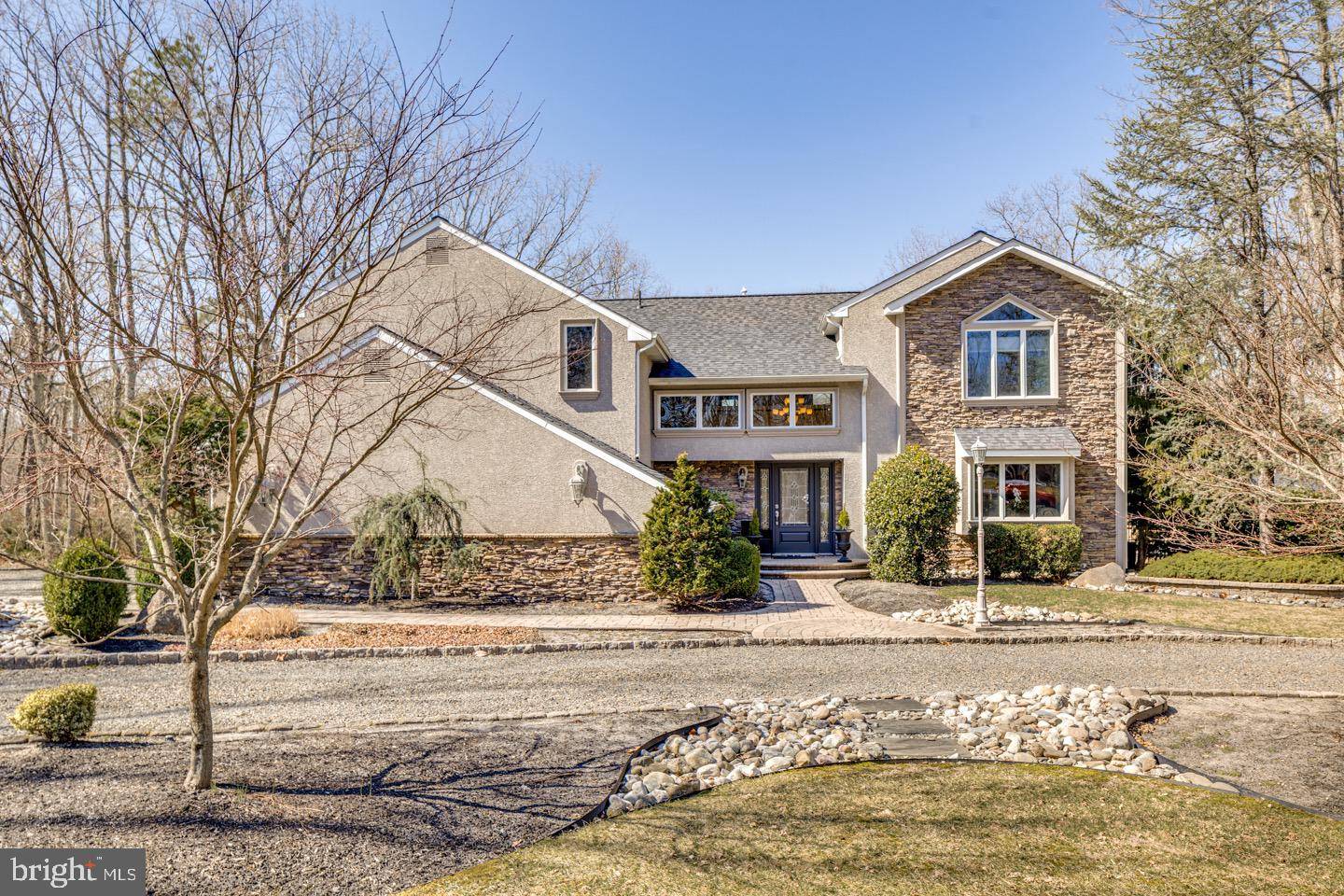 Medford, NJ 08055,14 CORSHAM DR