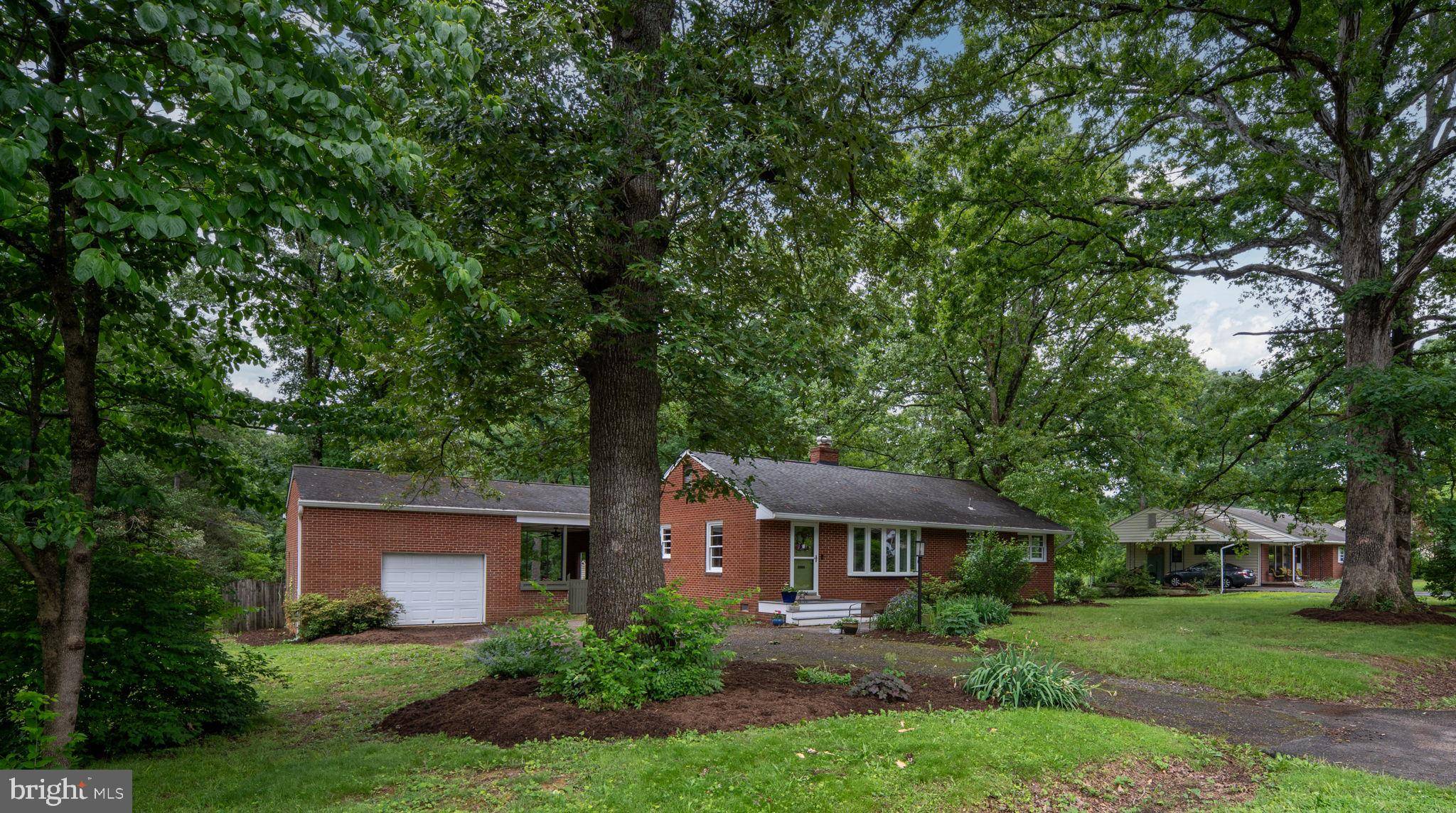 Fredericksburg, VA 22405,3 WESTWOOD DR