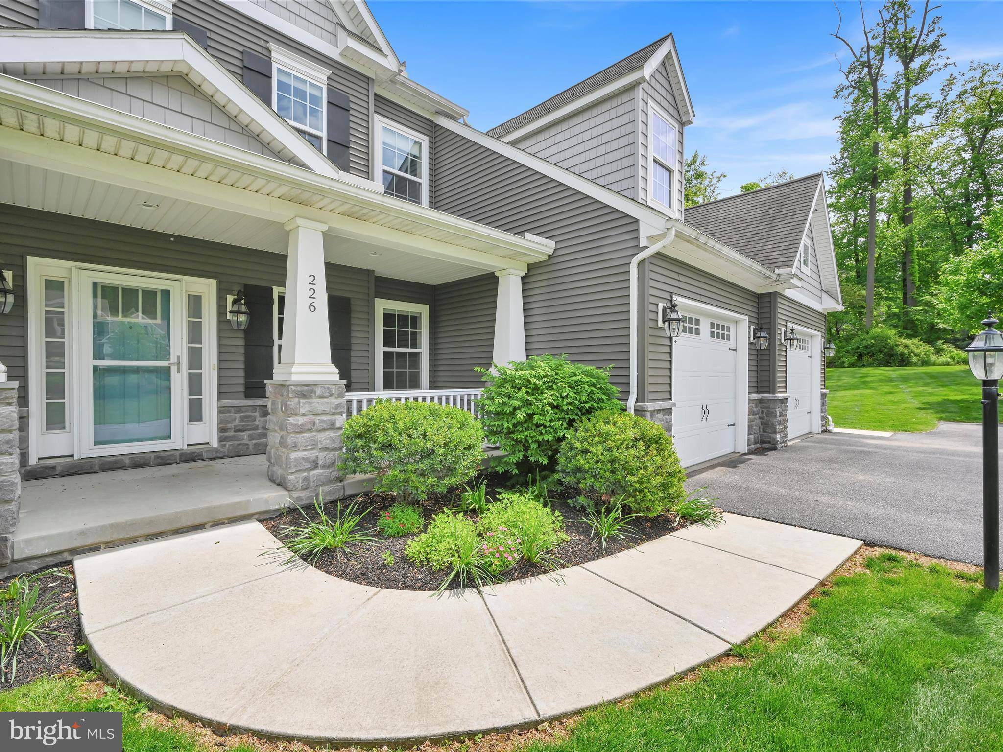 Elizabethtown, PA 17022,226 CRIMSON LN