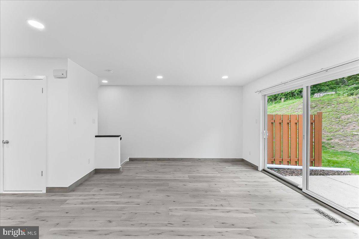 Chadds Ford, PA 19317,402 S POINT DR #402