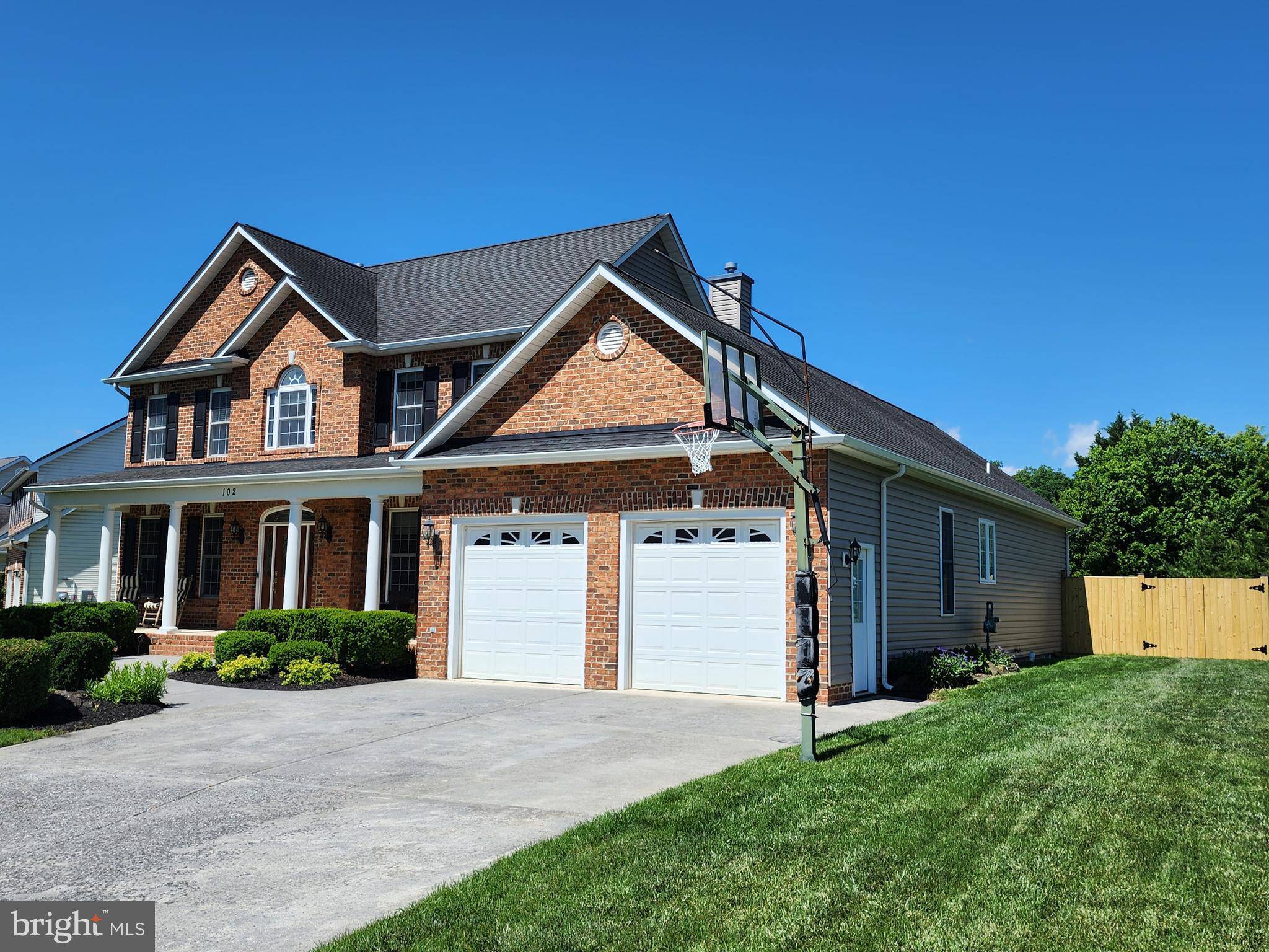 Stephens City, VA 22655,102 CAMARUGE CT