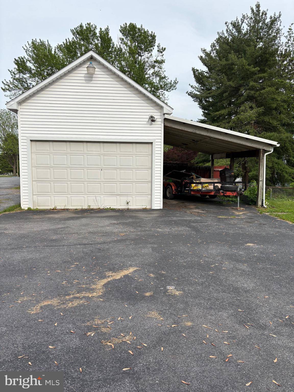 Lebanon, PA 17042,39 WALNUT LN