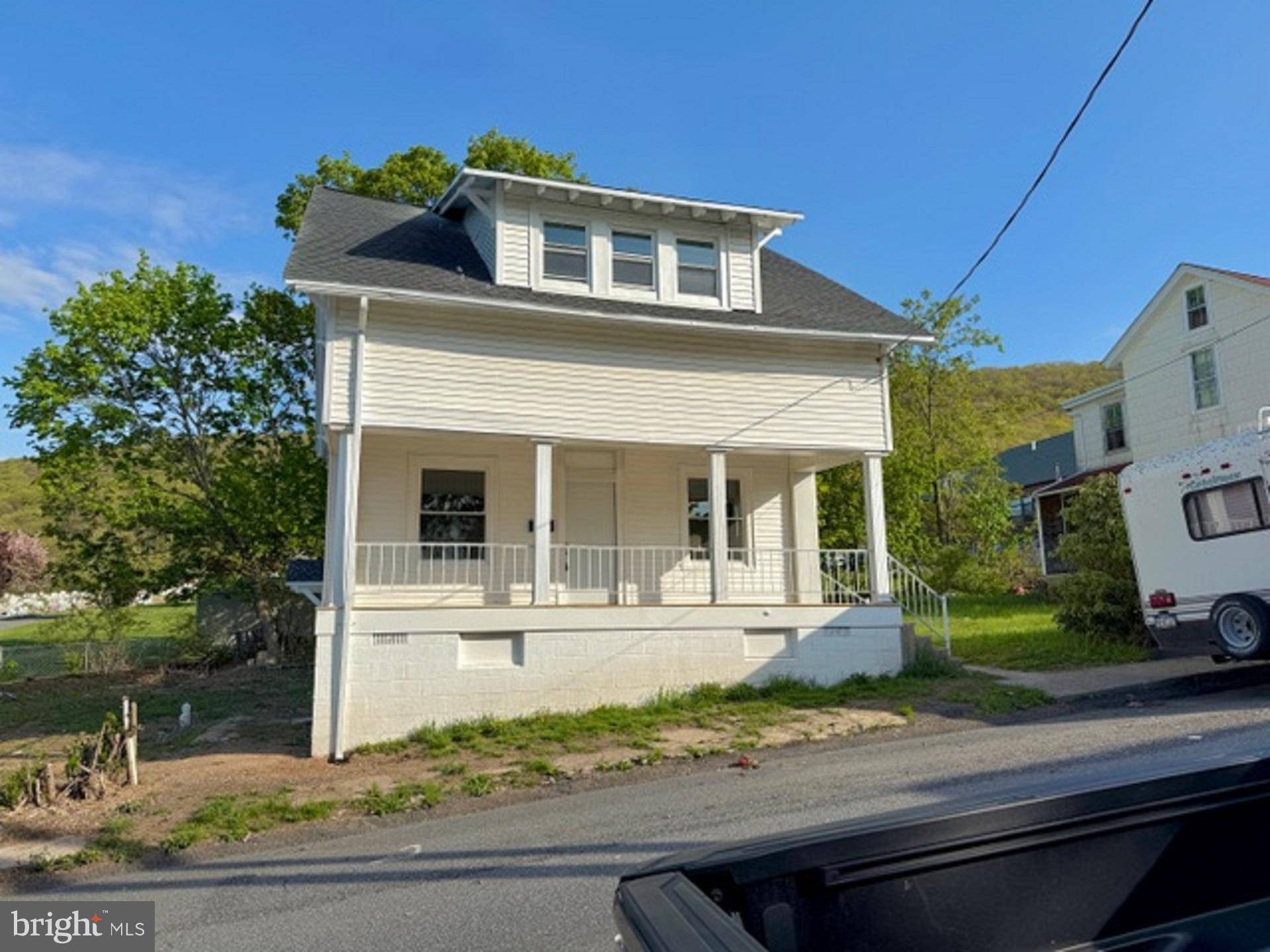 Ashland, PA 17921,208 GEORGE ST