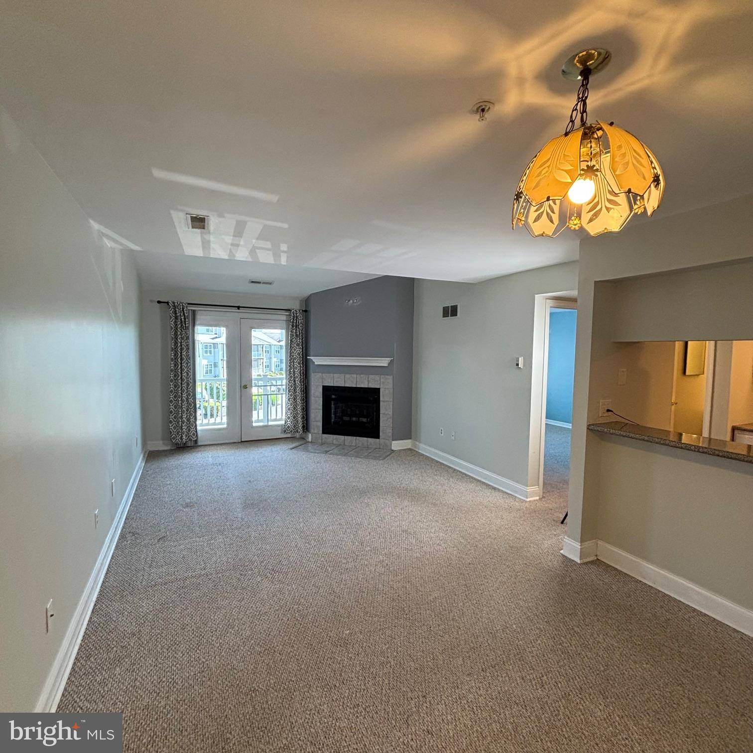 Newark, DE 19702,2408 WATERS EDGE DR