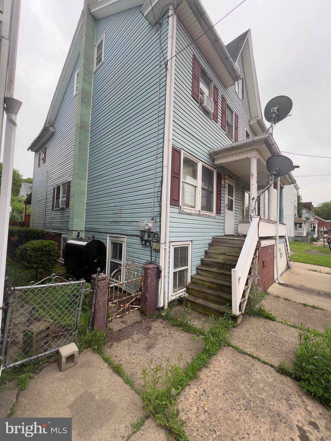 Shamokin, PA 17872,411 S VINE ST