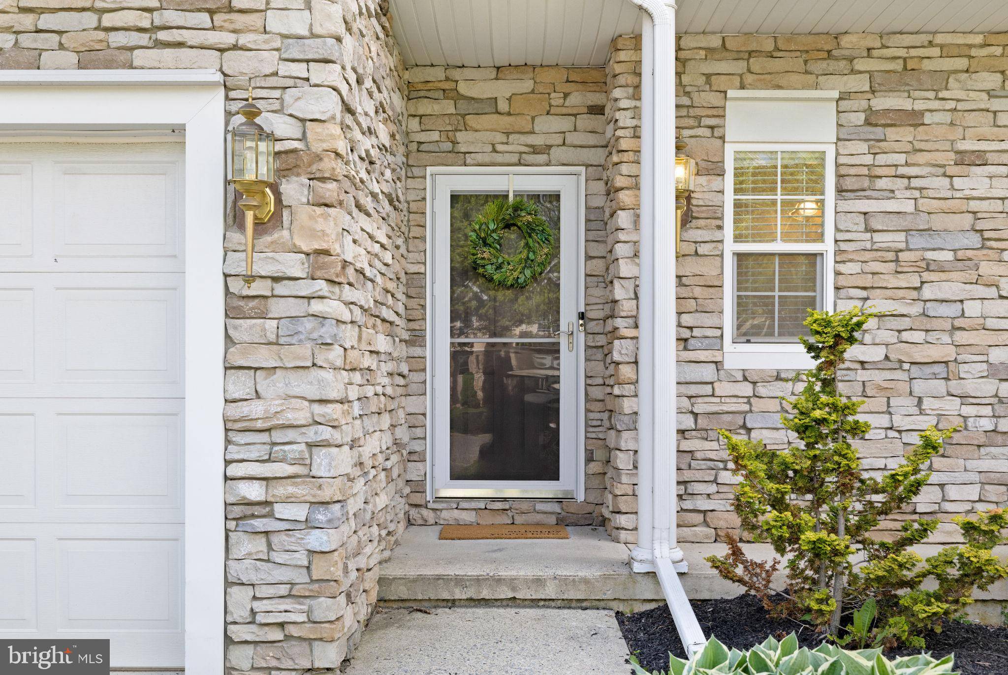 Alburtis, PA 18011,295 MAPLE CT