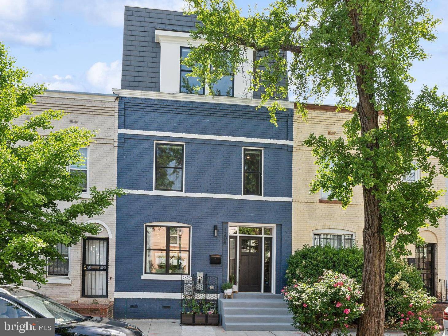 Washington, DC 20024,1208 CARROLLSBURG PL SW