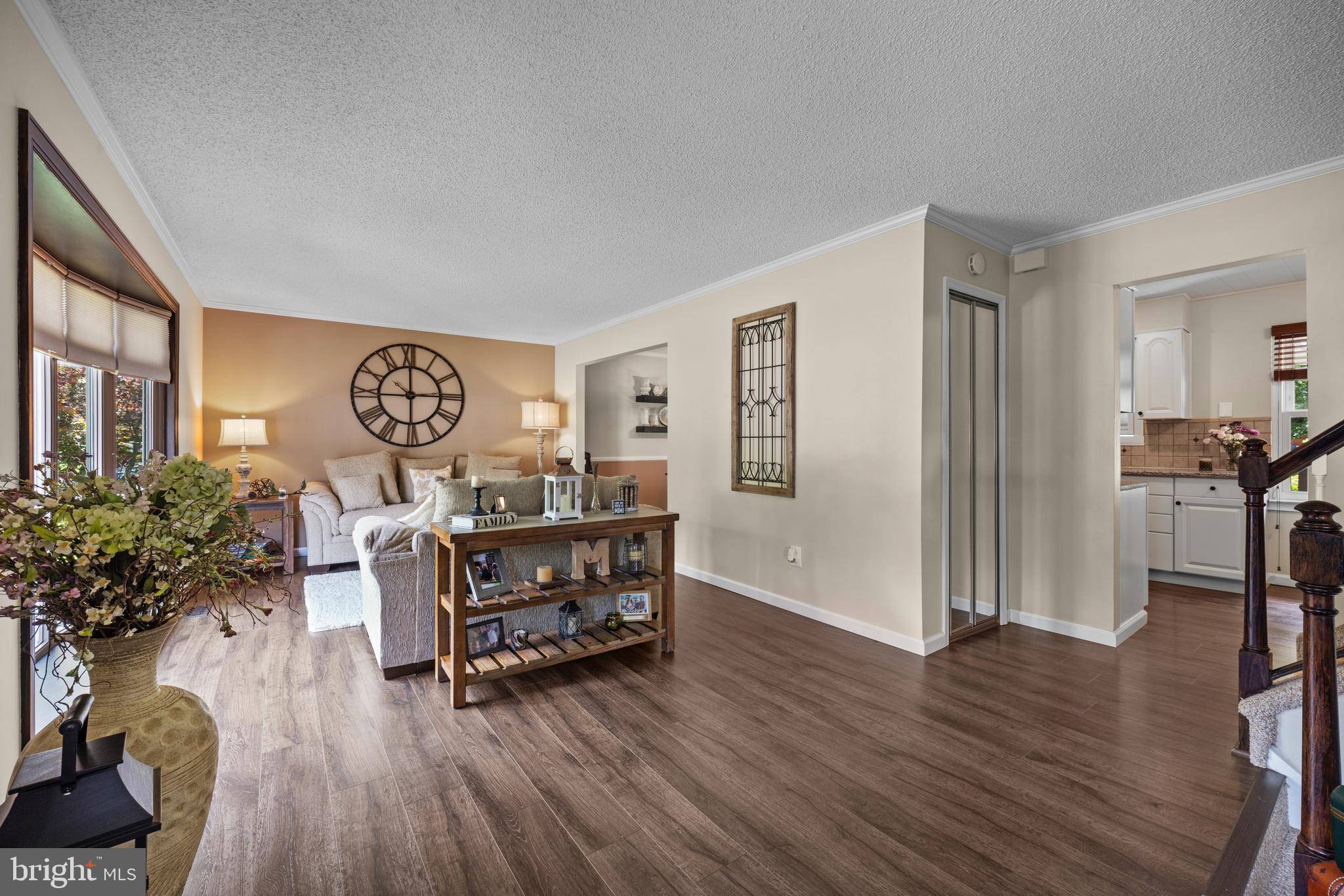 Williamstown, NJ 08094,630 GREENBRIAR DR