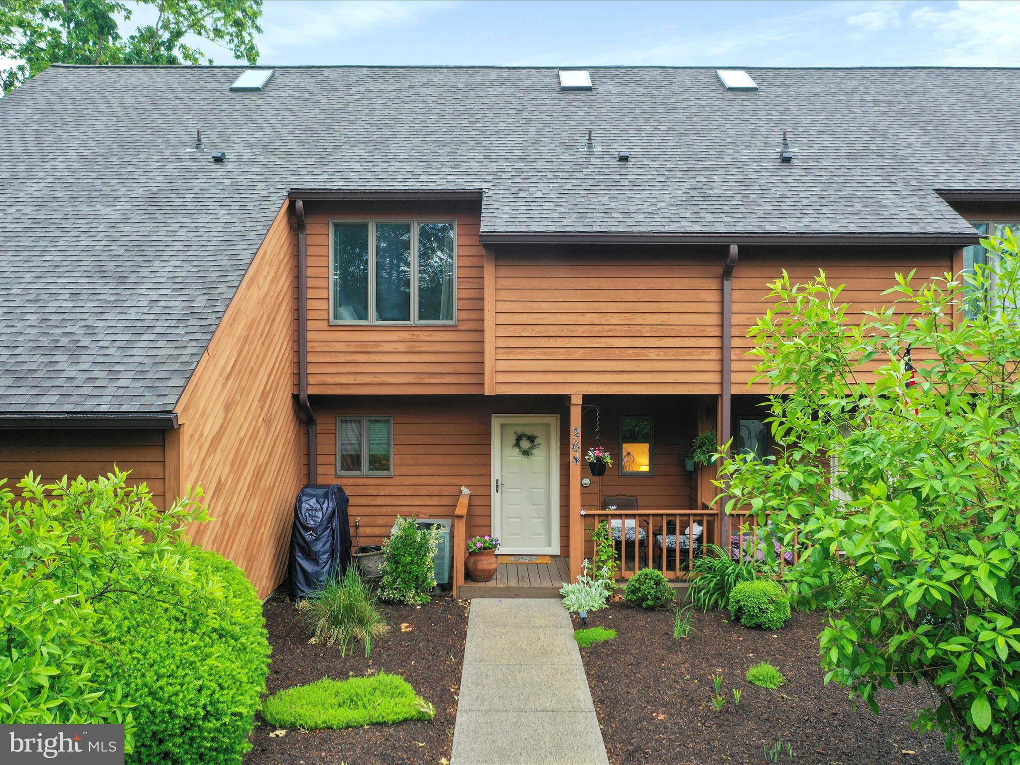 Hedgesville, WV 25427,264 TECUMSEH TRL