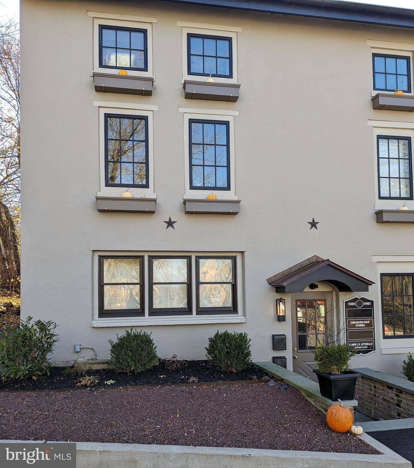 Lambertville, NJ 08530,1 FEEDER ST #A
