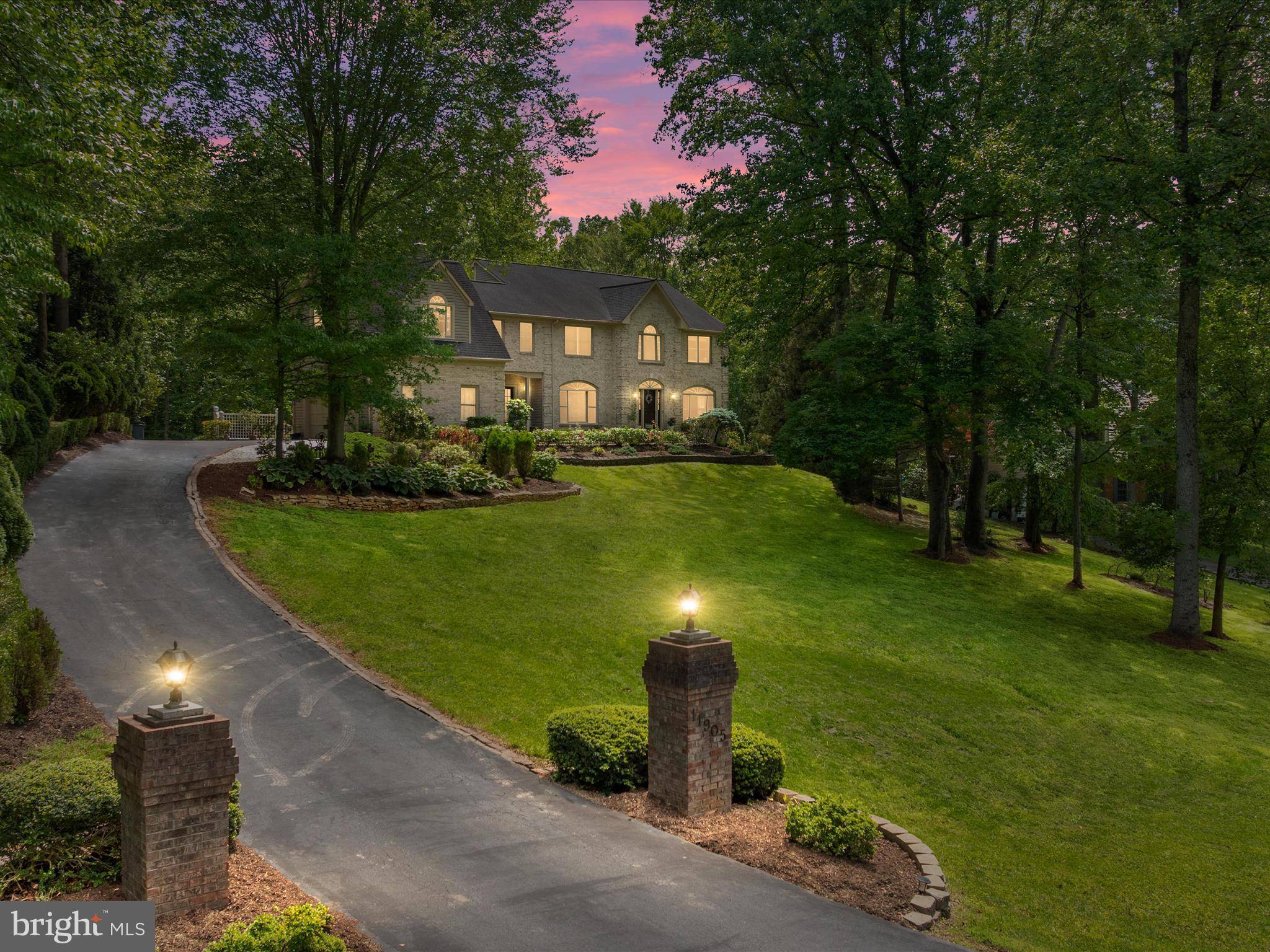 Clifton, VA 20124,11905 HENDERSON CT