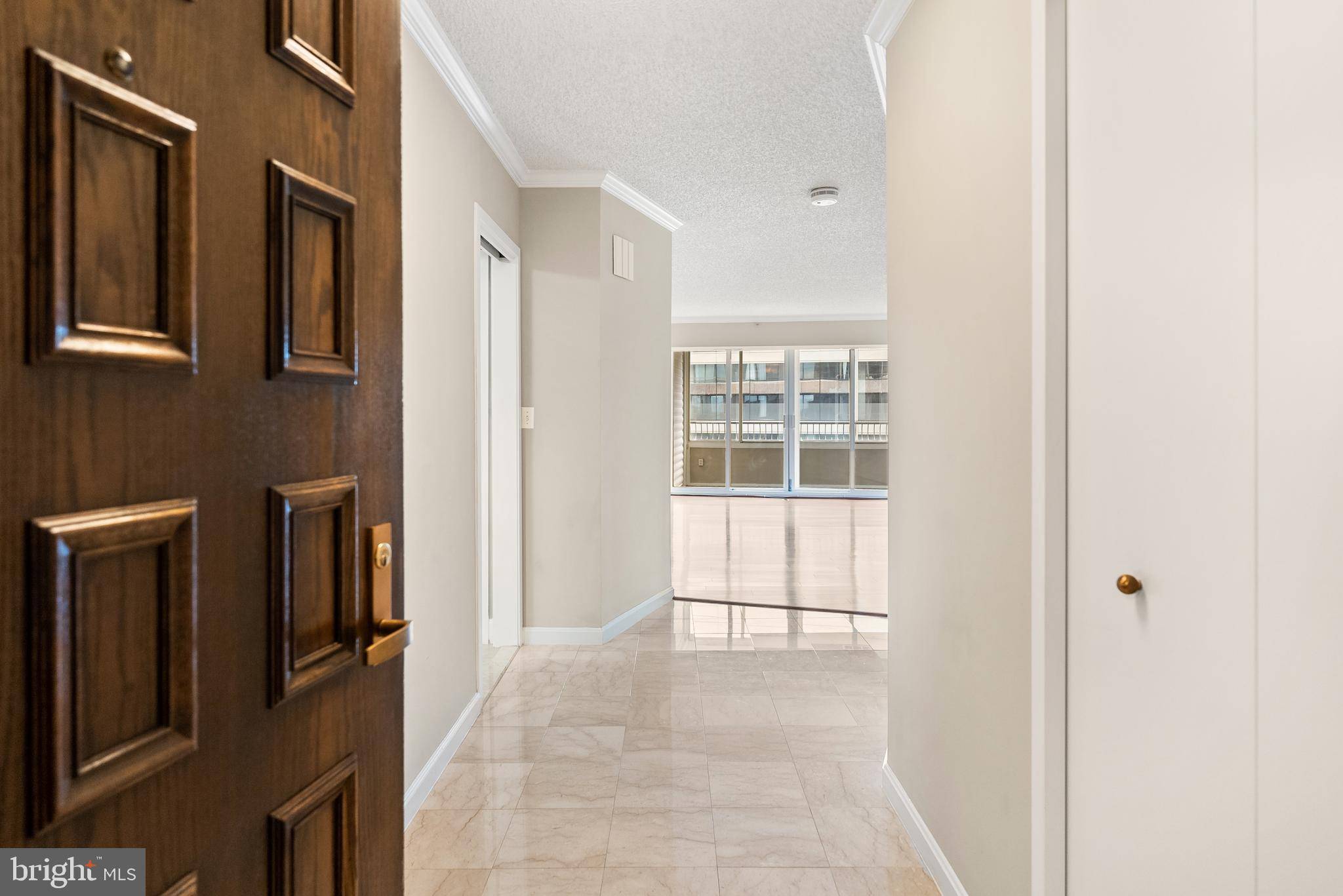 Arlington, VA 22202,1300 CRYSTAL DR #1408S