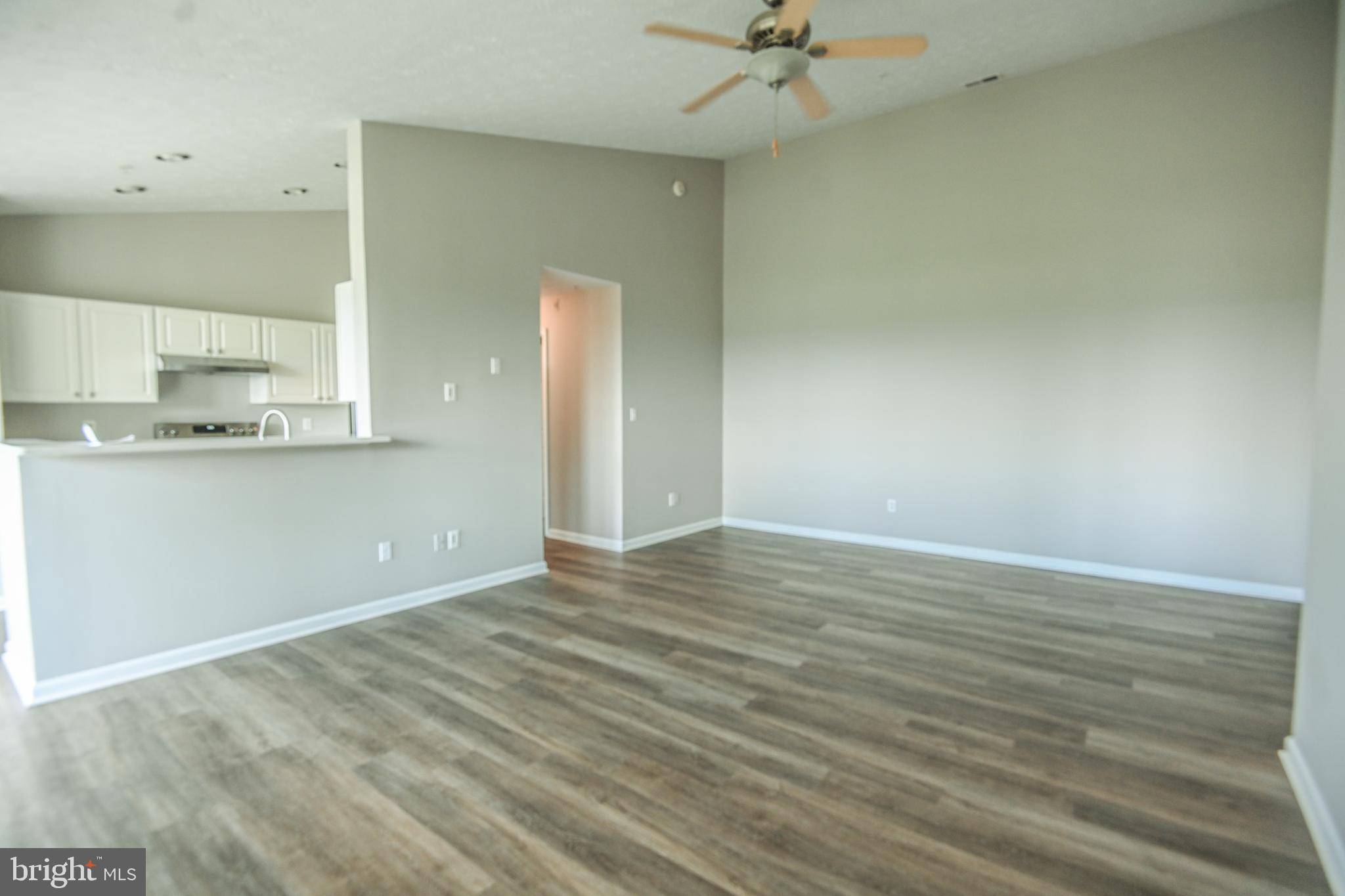 Odenton, MD 21113,697 WINDING STREAM WAY #303