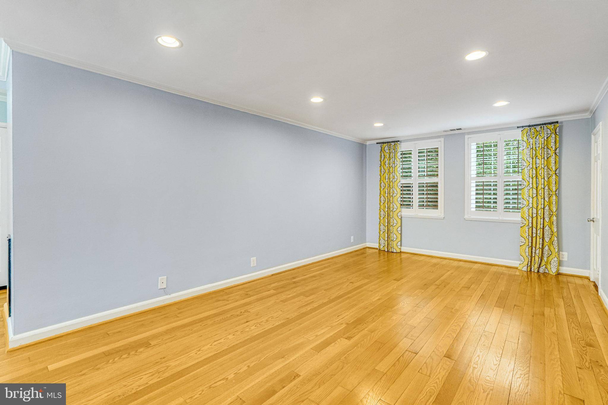 Arlington, VA 22206,4801 31ST ST S #B2