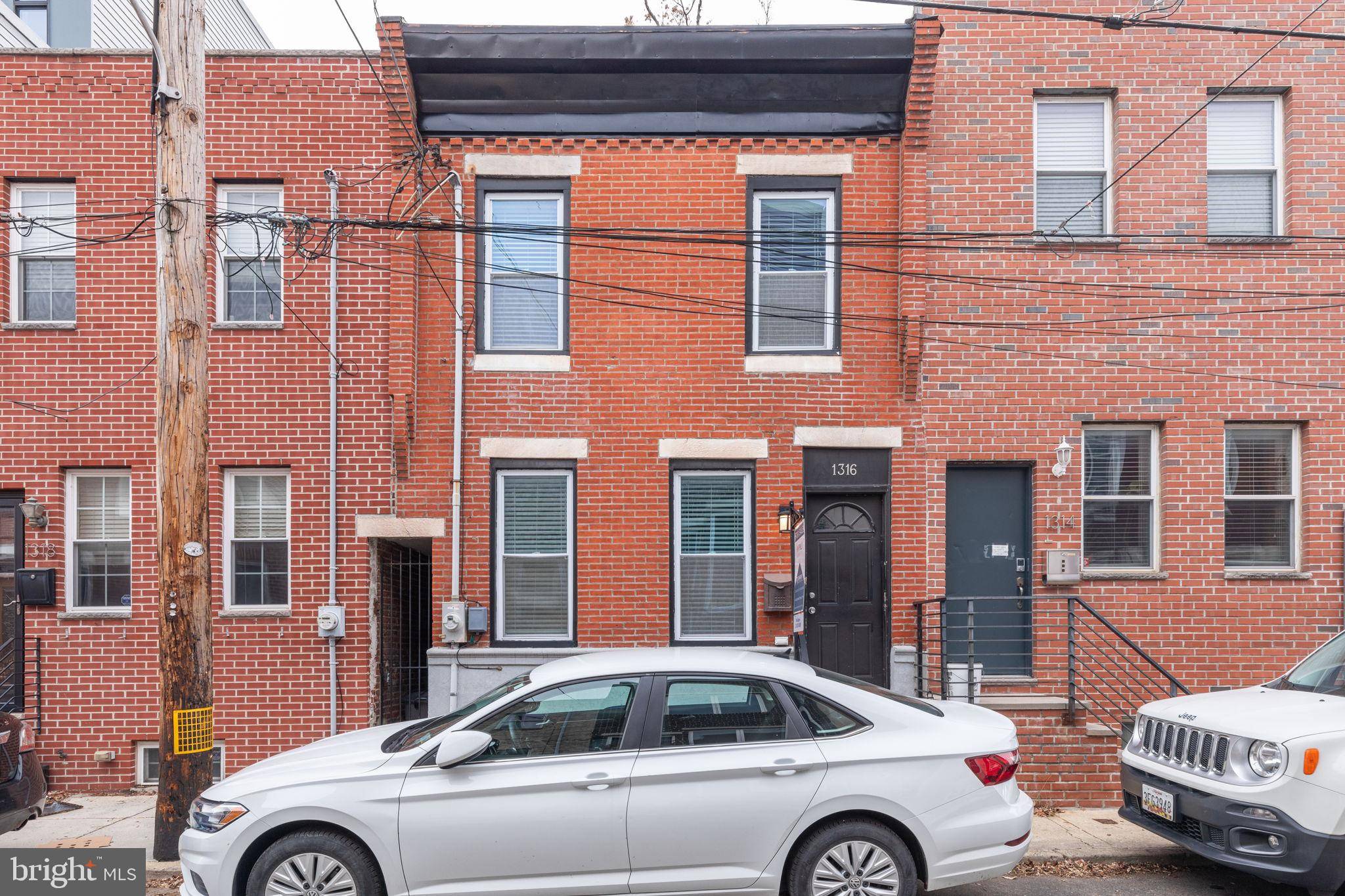 Philadelphia, PA 19146,1316 S OPAL ST