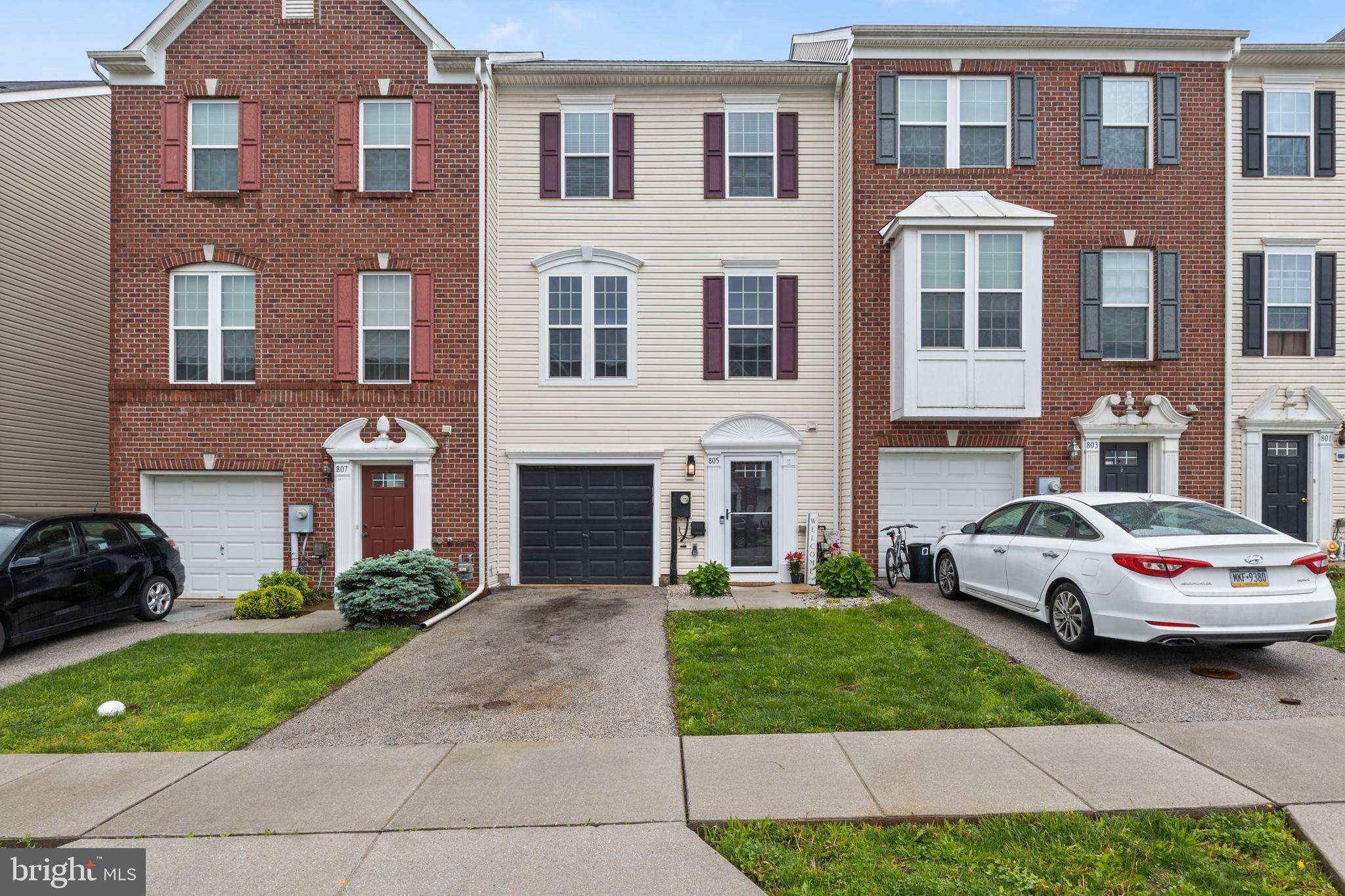 Hanover, PA 17331,805 BLOSSOM DR