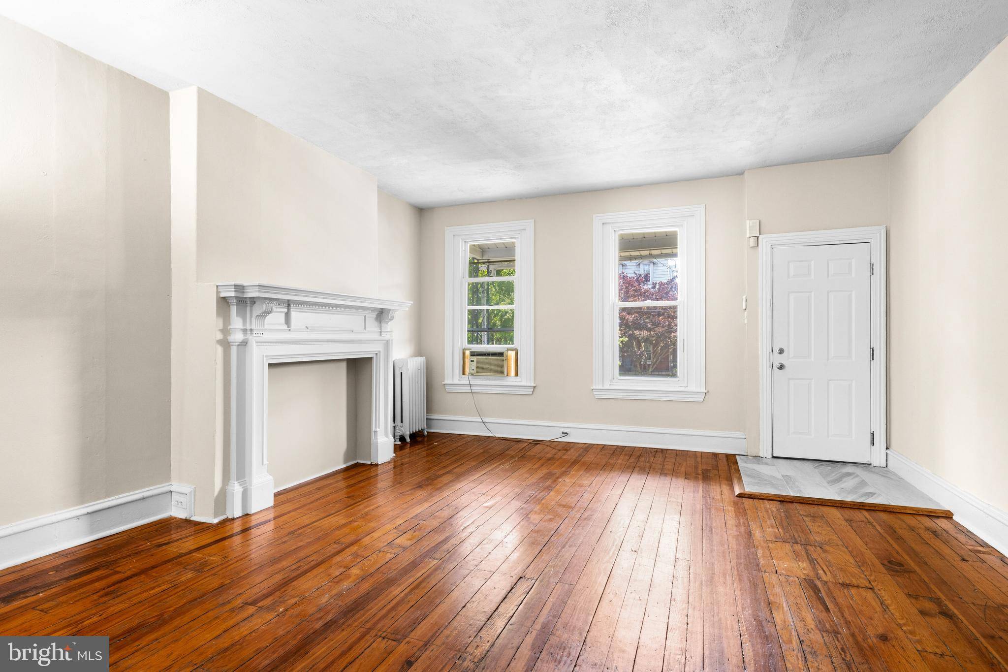 Philadelphia, PA 19128,221 ROCHELLE AVE
