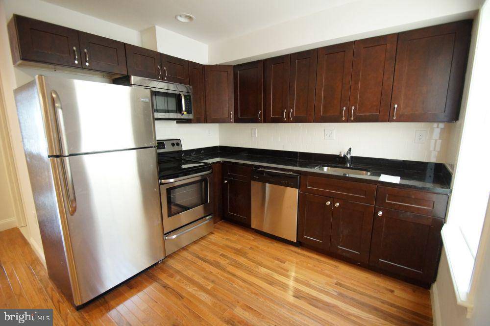 Philadelphia, PA 19104,321 N 40TH ST #UNIT 5