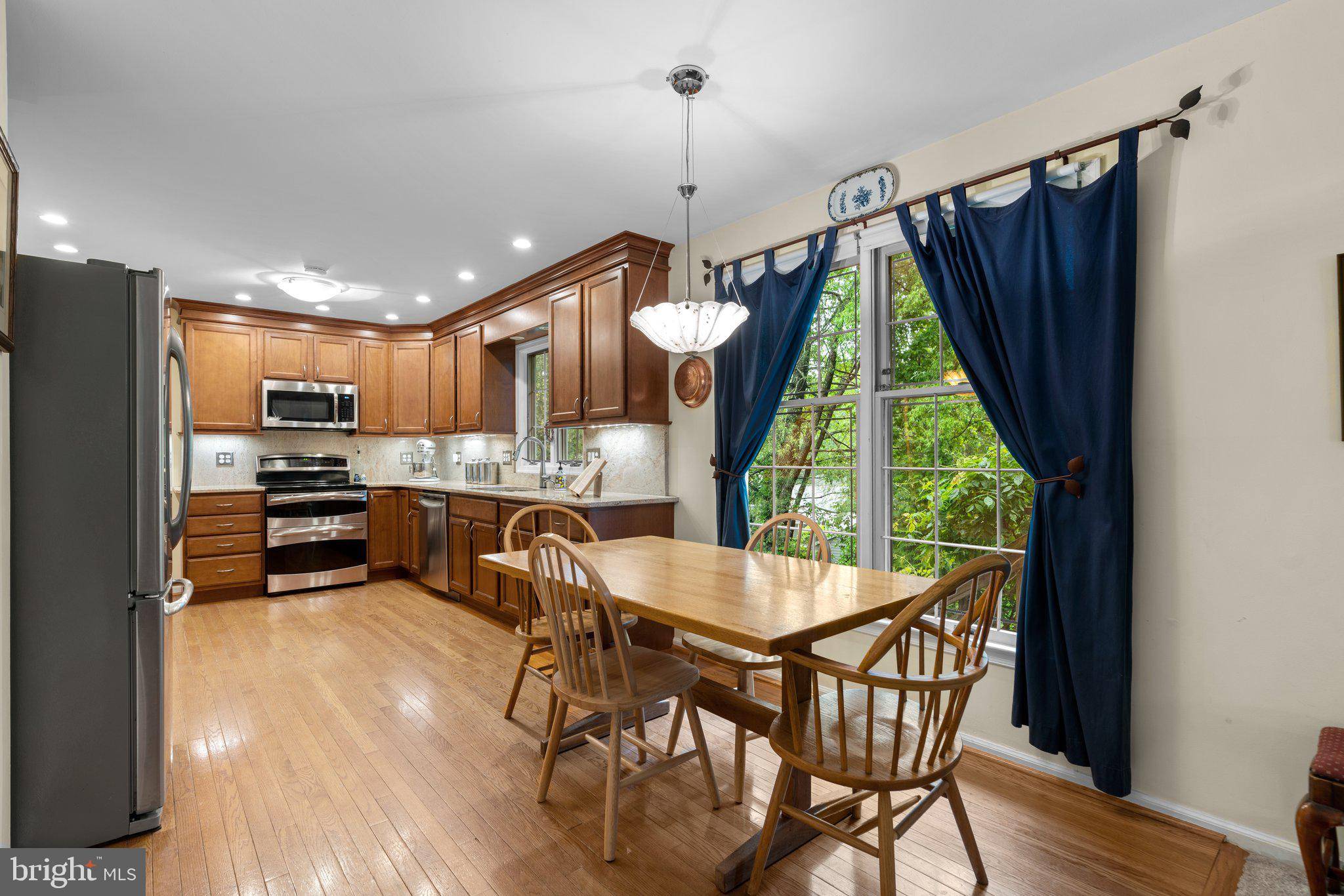 Columbia, MD 21045,5292 CORNCOCKLE CT