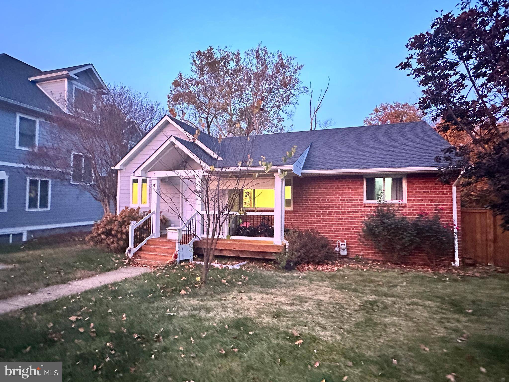 Arlington, VA 22204,1305 S BUCHANAN ST S
