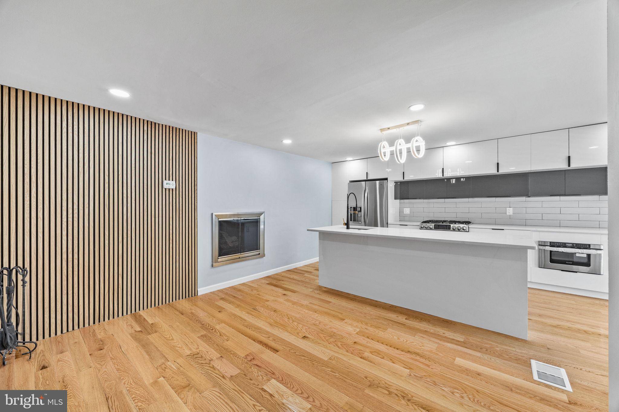 Philadelphia, PA 19147,1130 LOMBARD ST