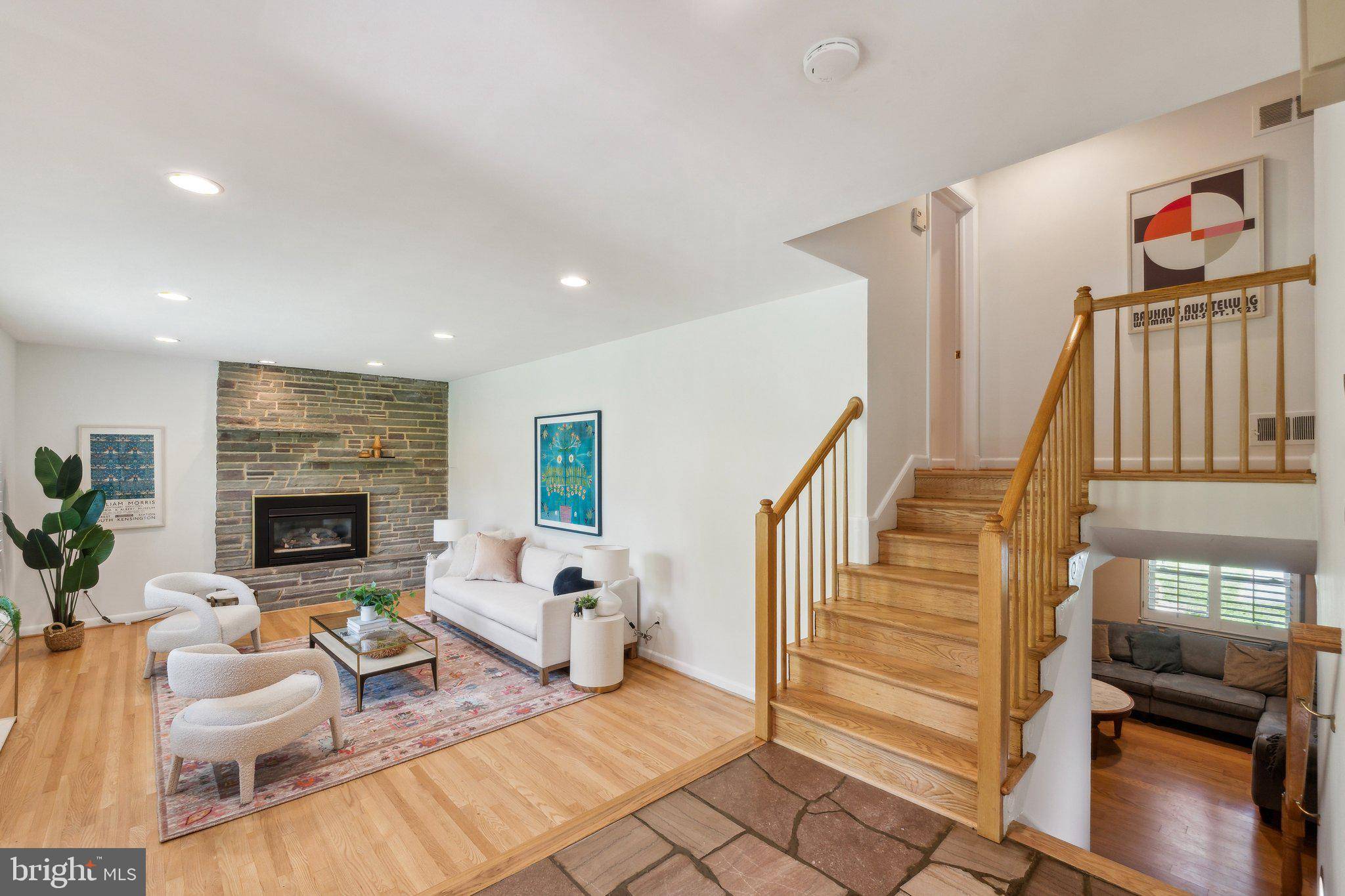 Kensington, MD 20895,3303 SAUL RD