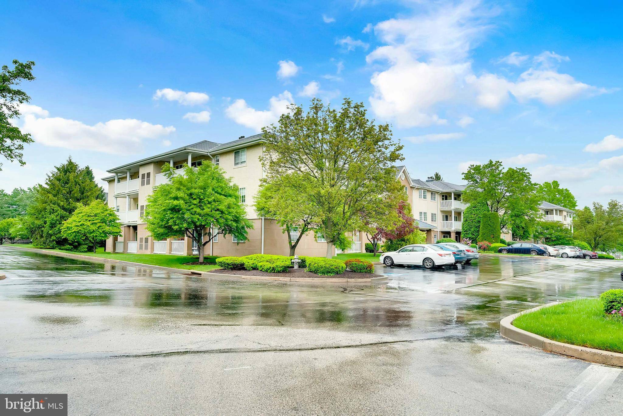 Paoli, PA 19301,521 PAOLI POINTE DR #521-U