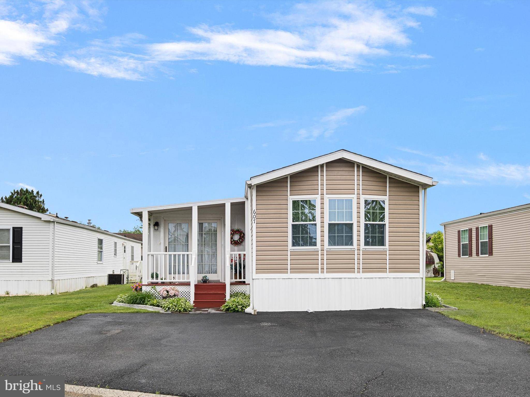 Bear, DE 19701,607 S HUCKLEBERRY AVE #130