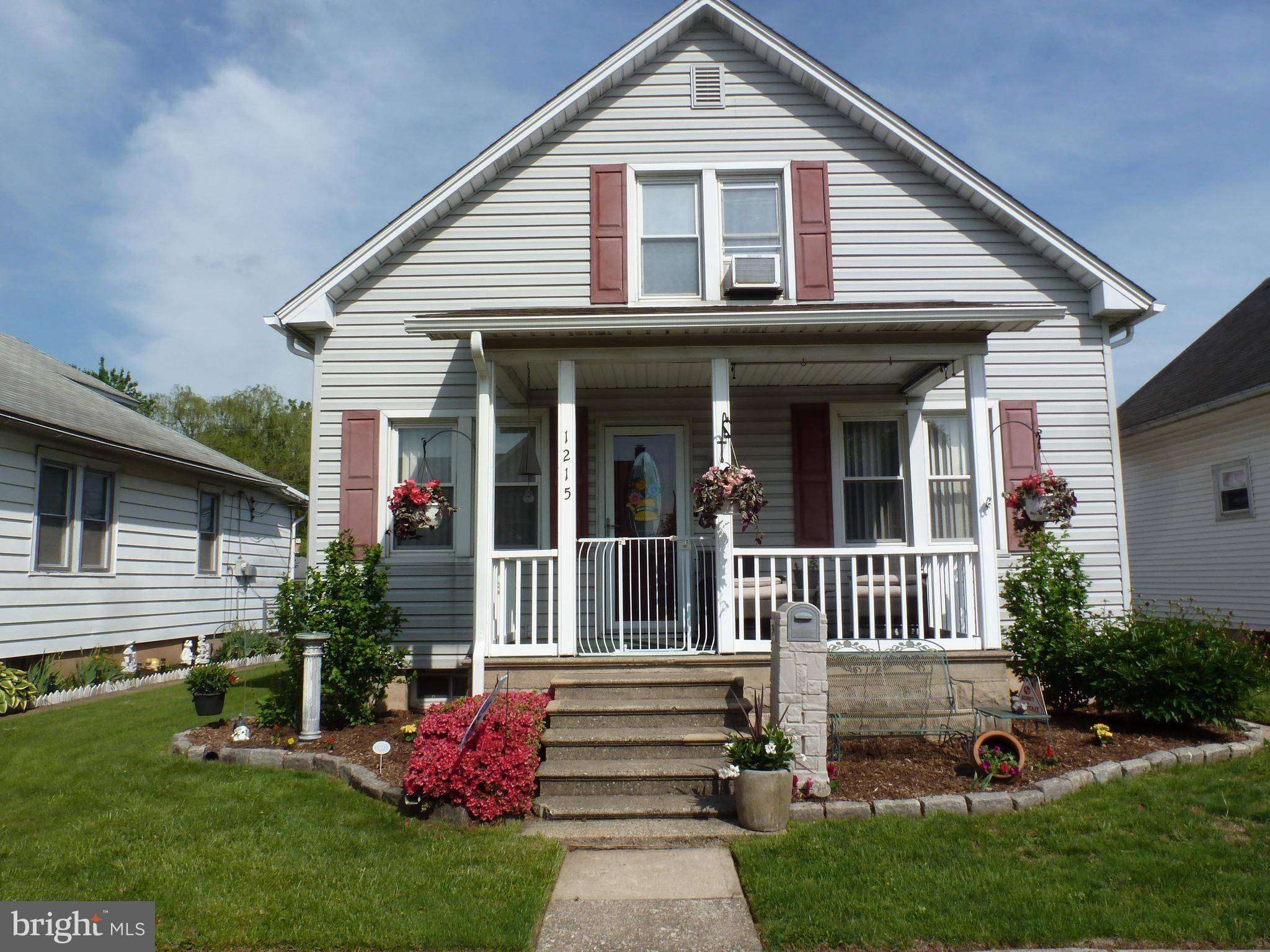 Hellertown, PA 18055,1215 EASTON RD