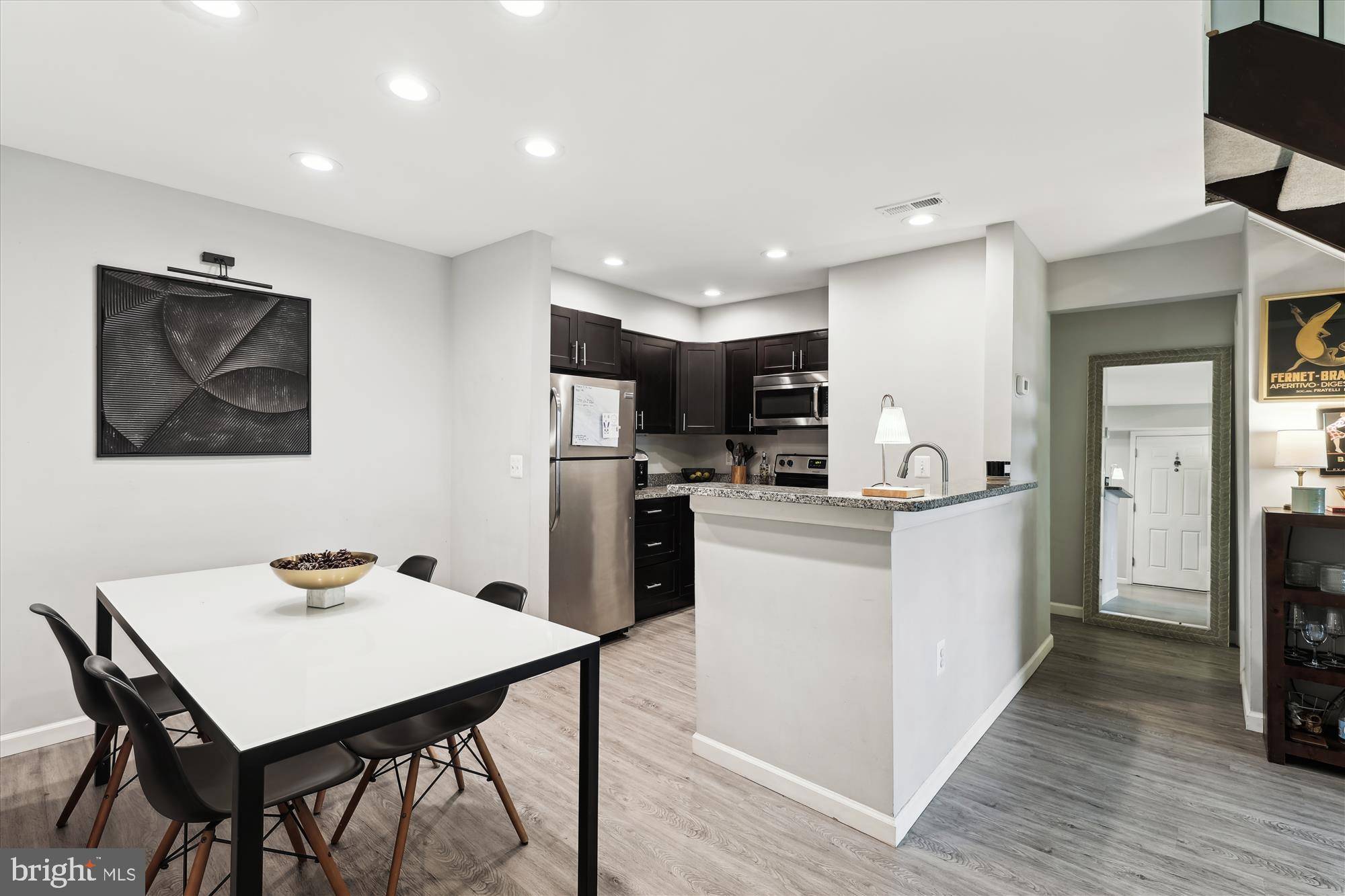 Alexandria, VA 22310,6902-K MARY CAROLINE CIR #6902K