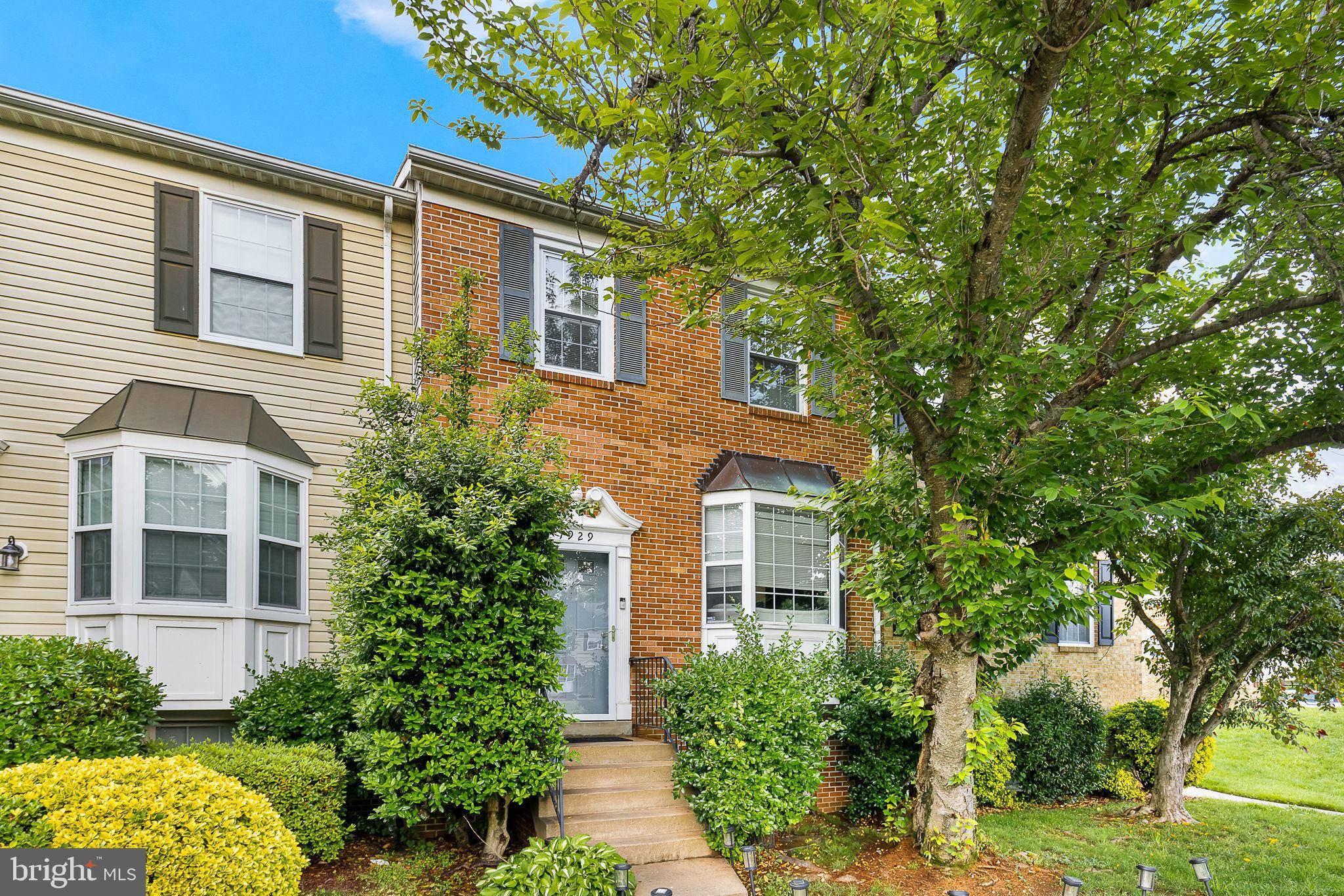 Lorton, VA 22079,7929 GUNSTON WOODS PL