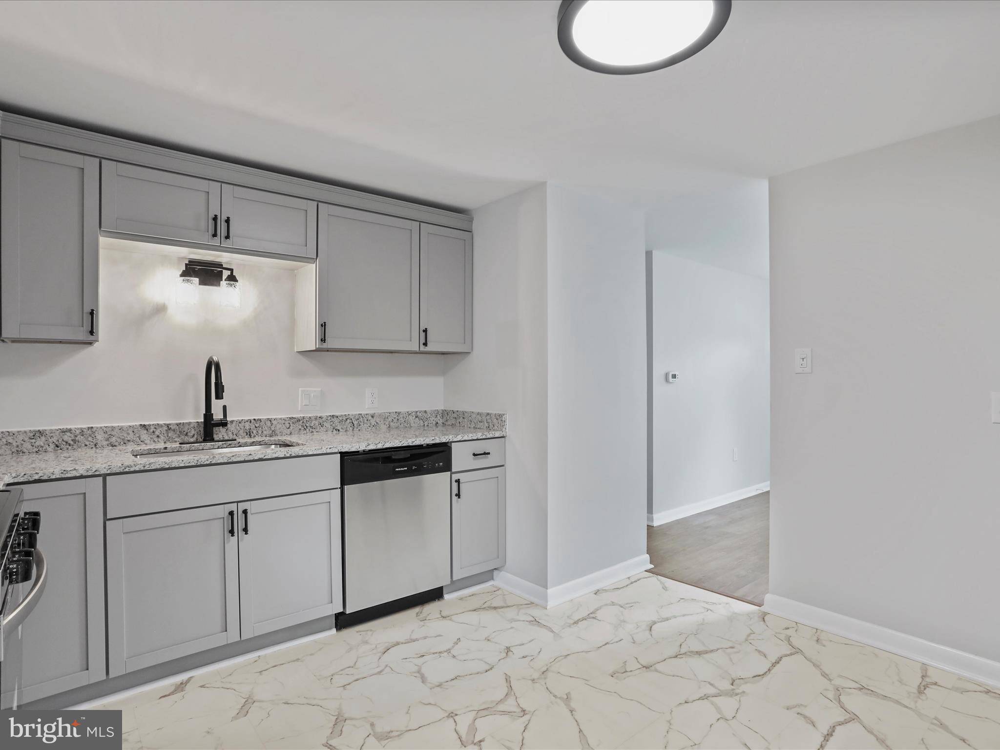 Winchester, VA 22601,230 ALLISON AVE