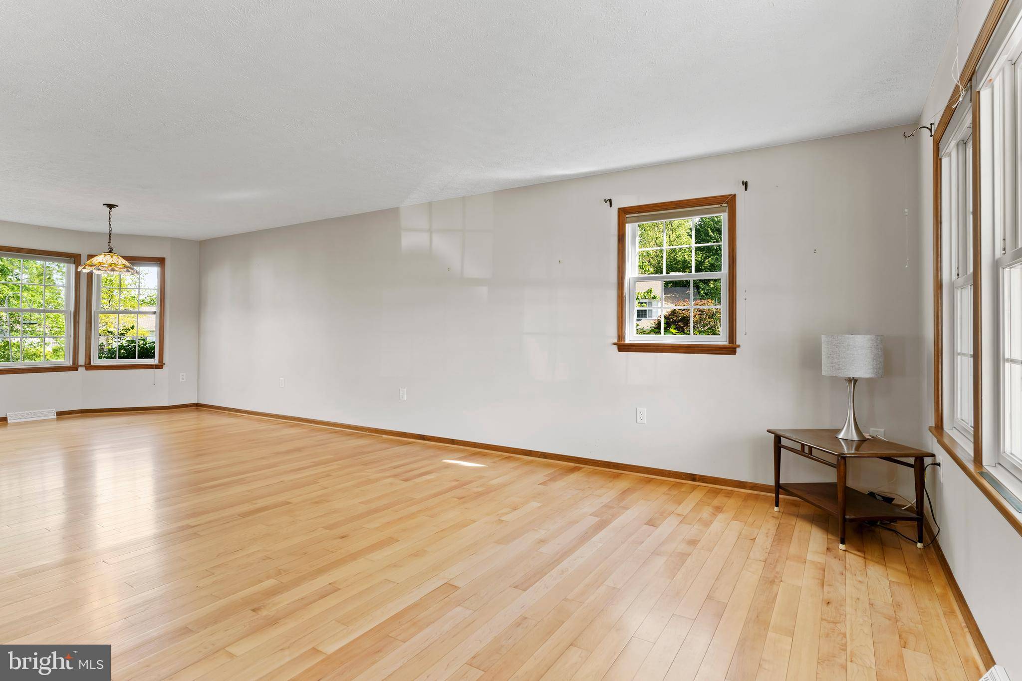 Shippensburg, PA 17257,303 LIBERTY DR